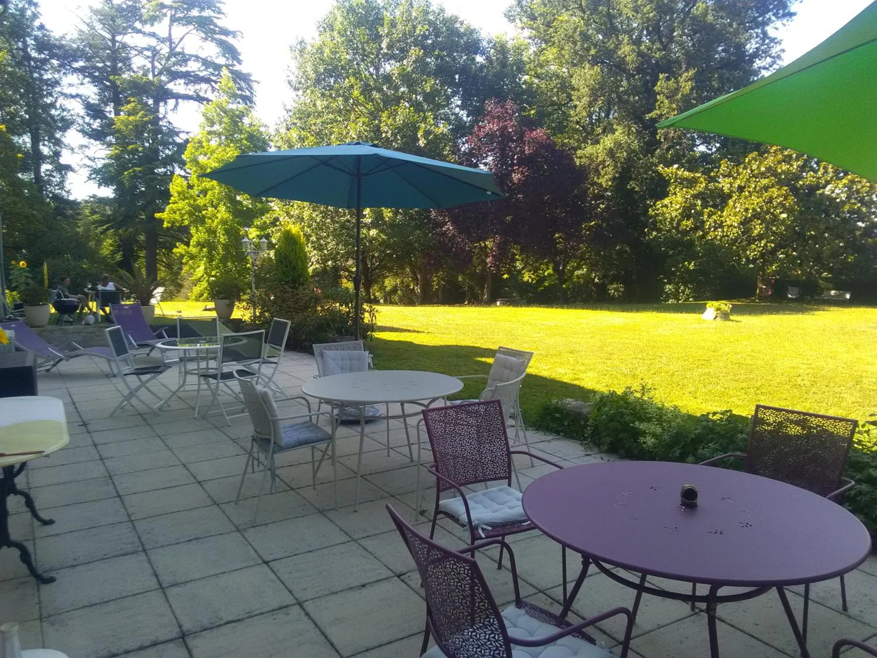 Patio in Pierre Deluen Domaine de la Grange de Quaire