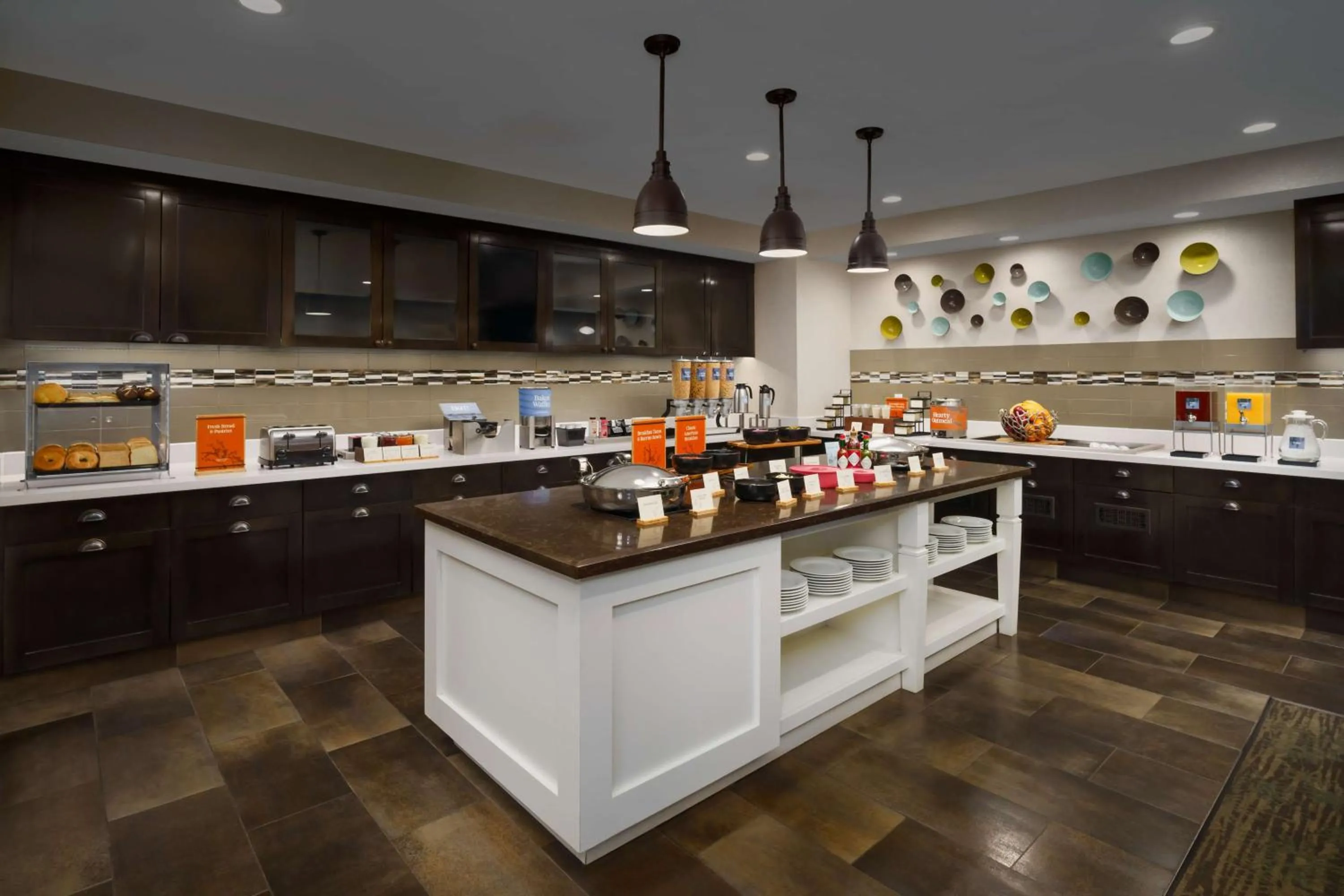 Breakfast in Homewood Suites by Hilton Providence-Warwick