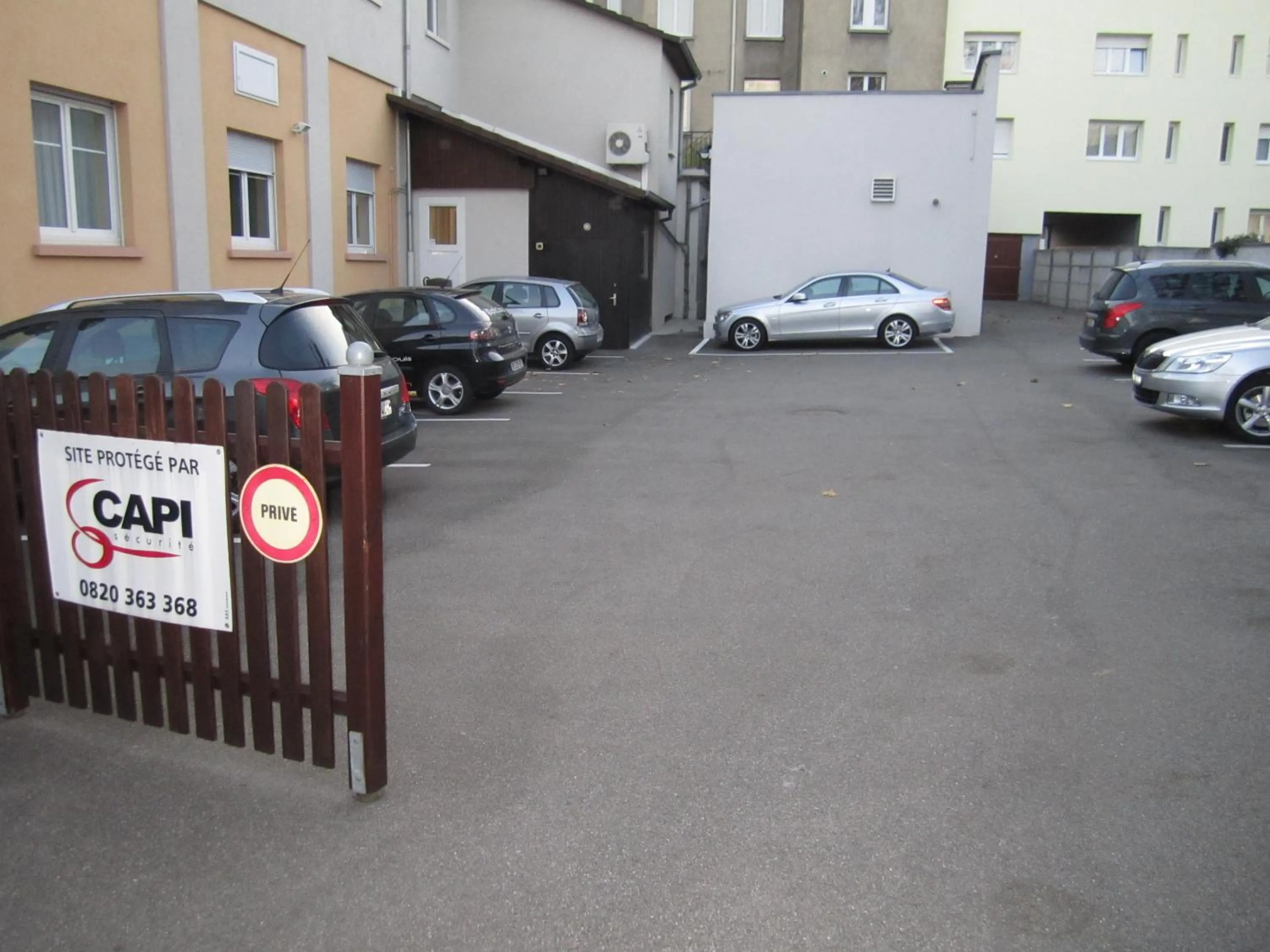 Facade/entrance in Hotel Berlioz EuroAirport Basel - Mulhouse - Freiburg