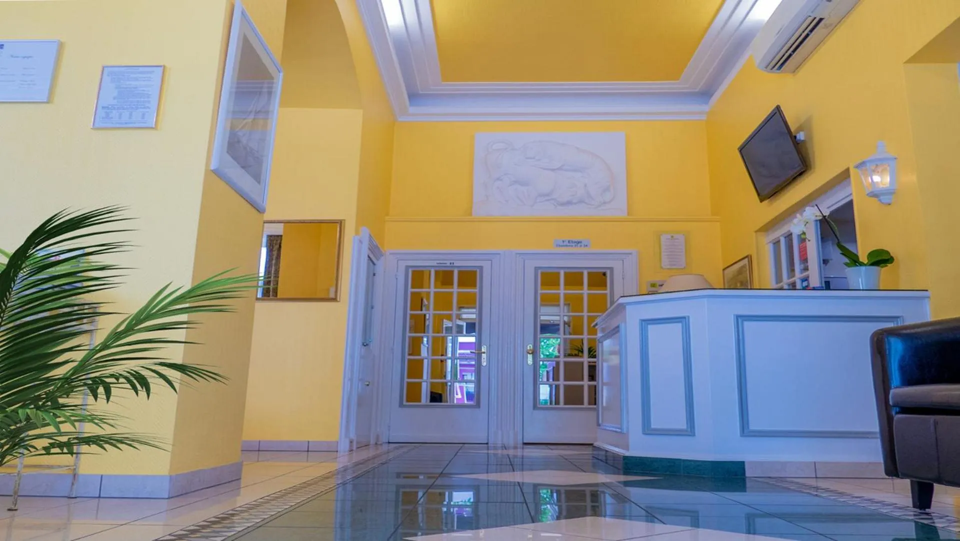 Hotel Berlioz EuroAirport Basel - Mulhouse - Freiburg