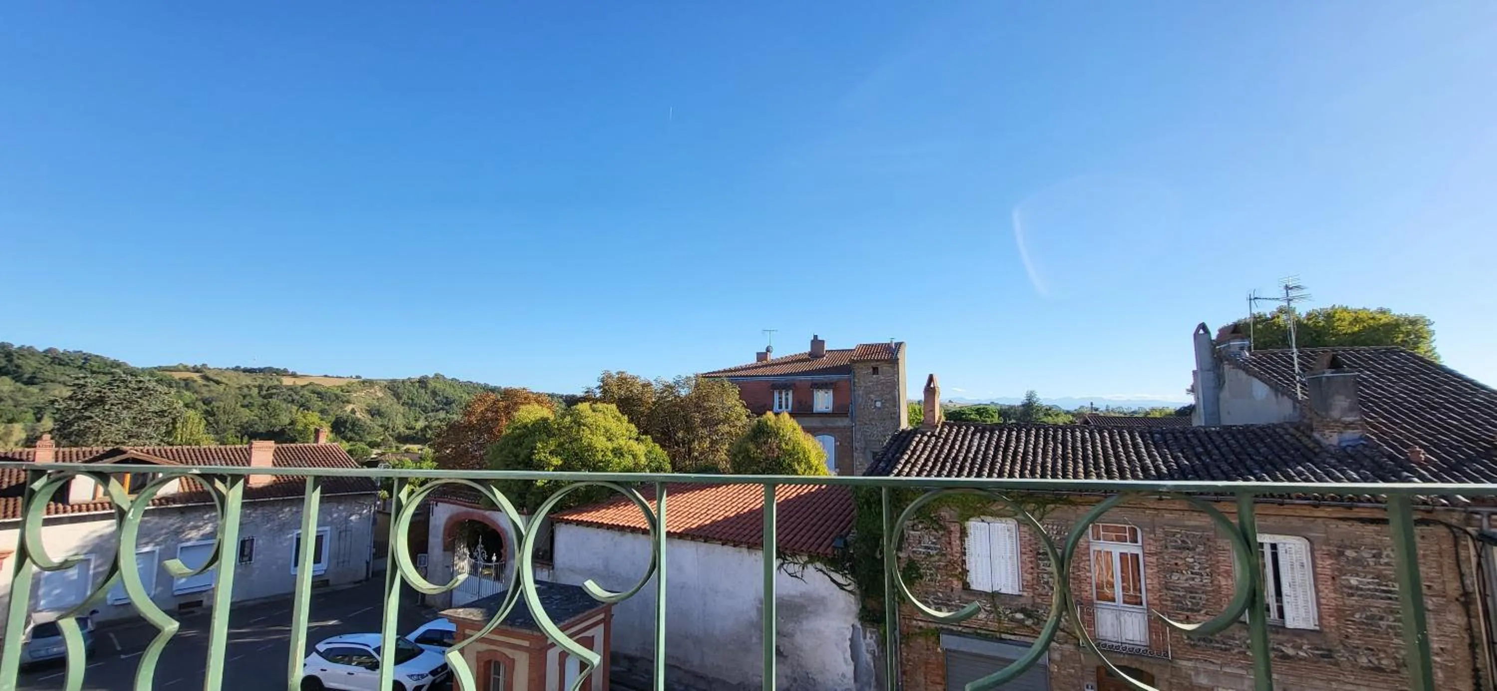 Balcony/Terrace in Logis Hôtel L'Arche de Noé