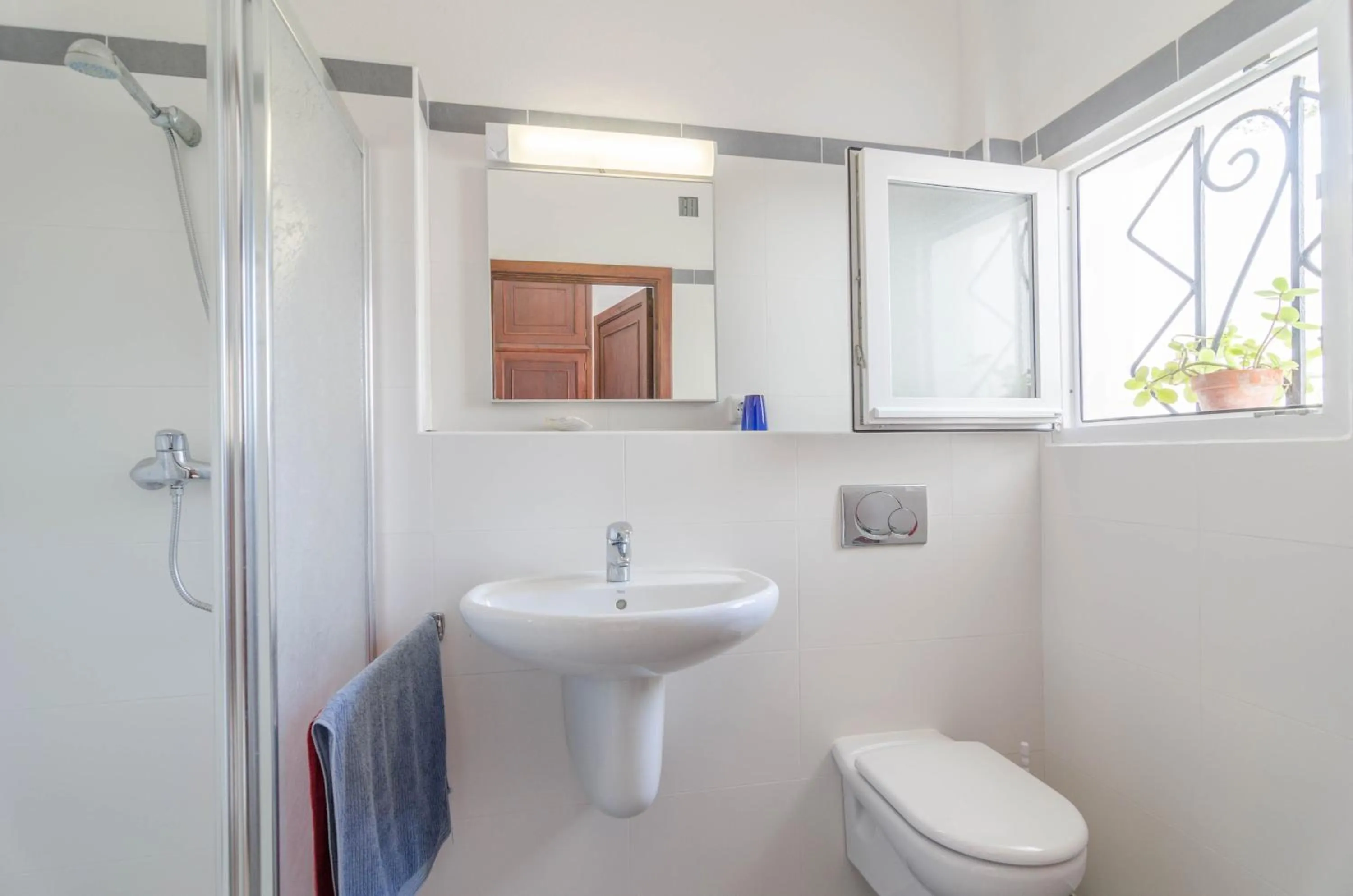 Shower in Villa Cala Esmeralda