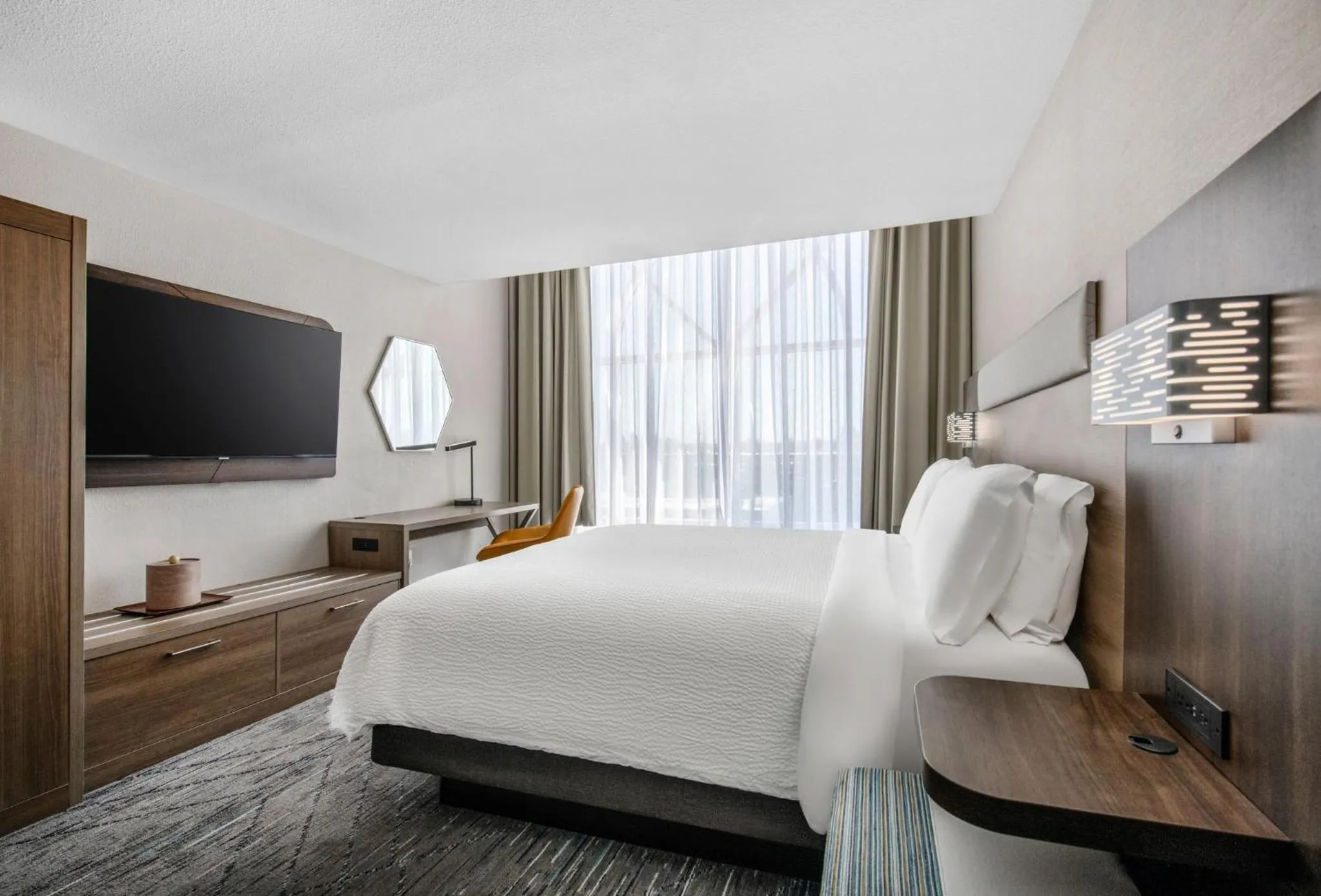 Photo of the whole room, Bed in Holiday Inn Express San Diego - Sorrento Valley by IHG