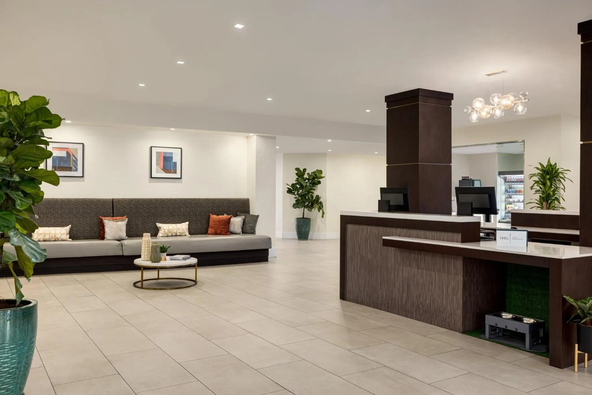 Property building in Crowne Plaza Orlando - Lake Buena Vista by IHG