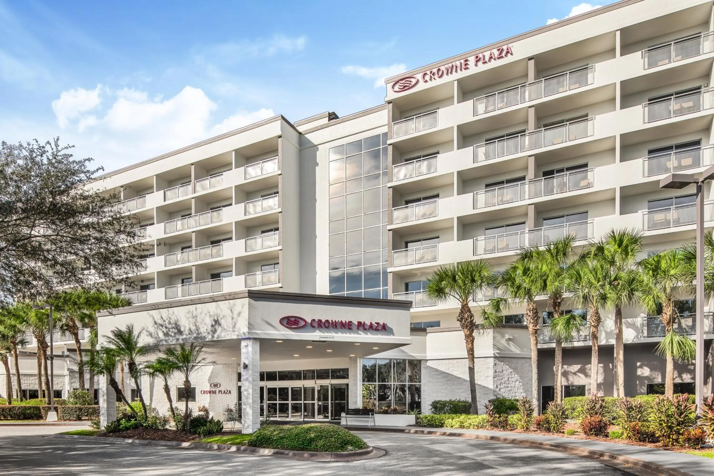 Property building in Crowne Plaza Orlando - Lake Buena Vista by IHG