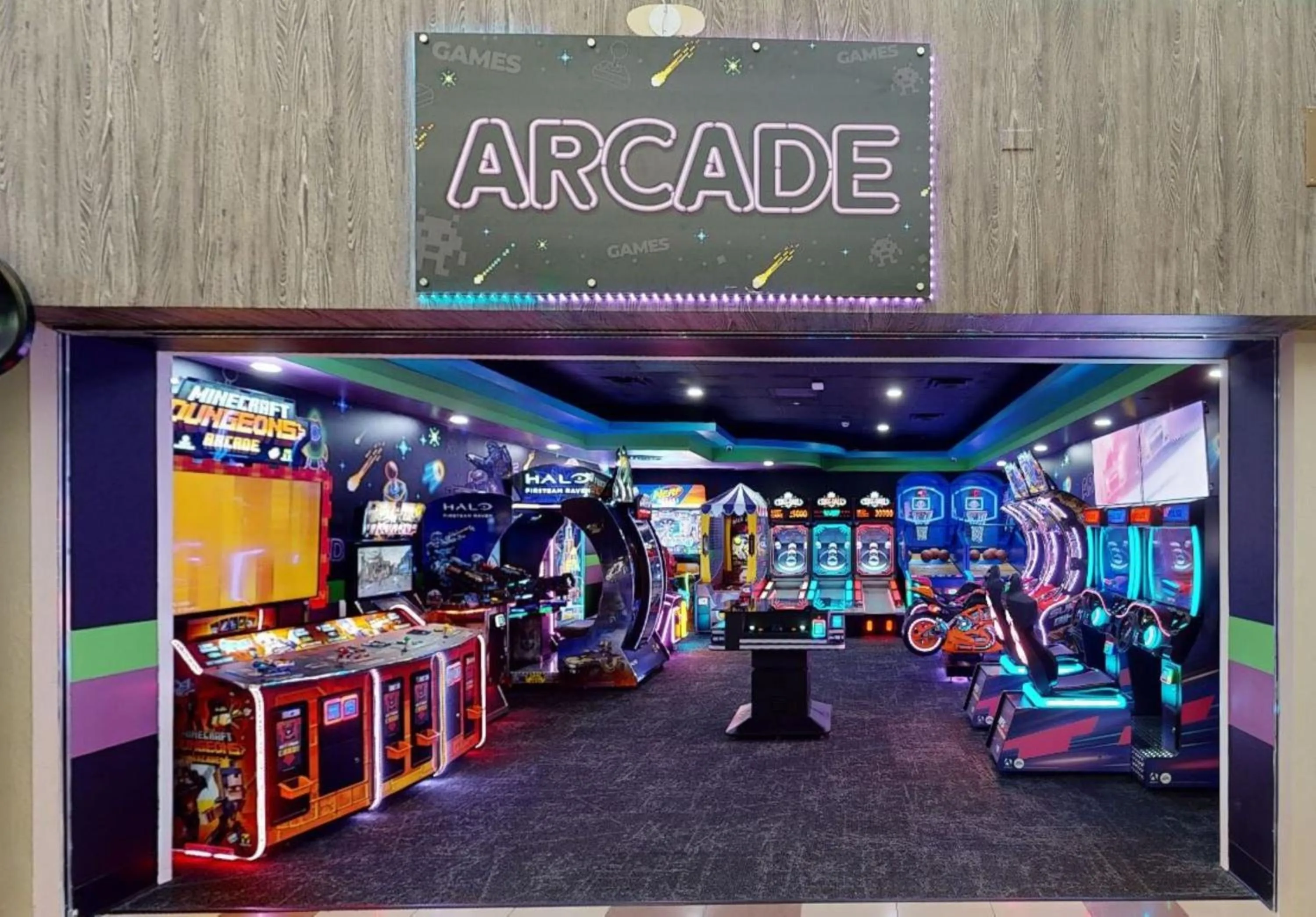 Game Room in Holiday Inn Resort Orlando - Lake Buena Vista by IHG