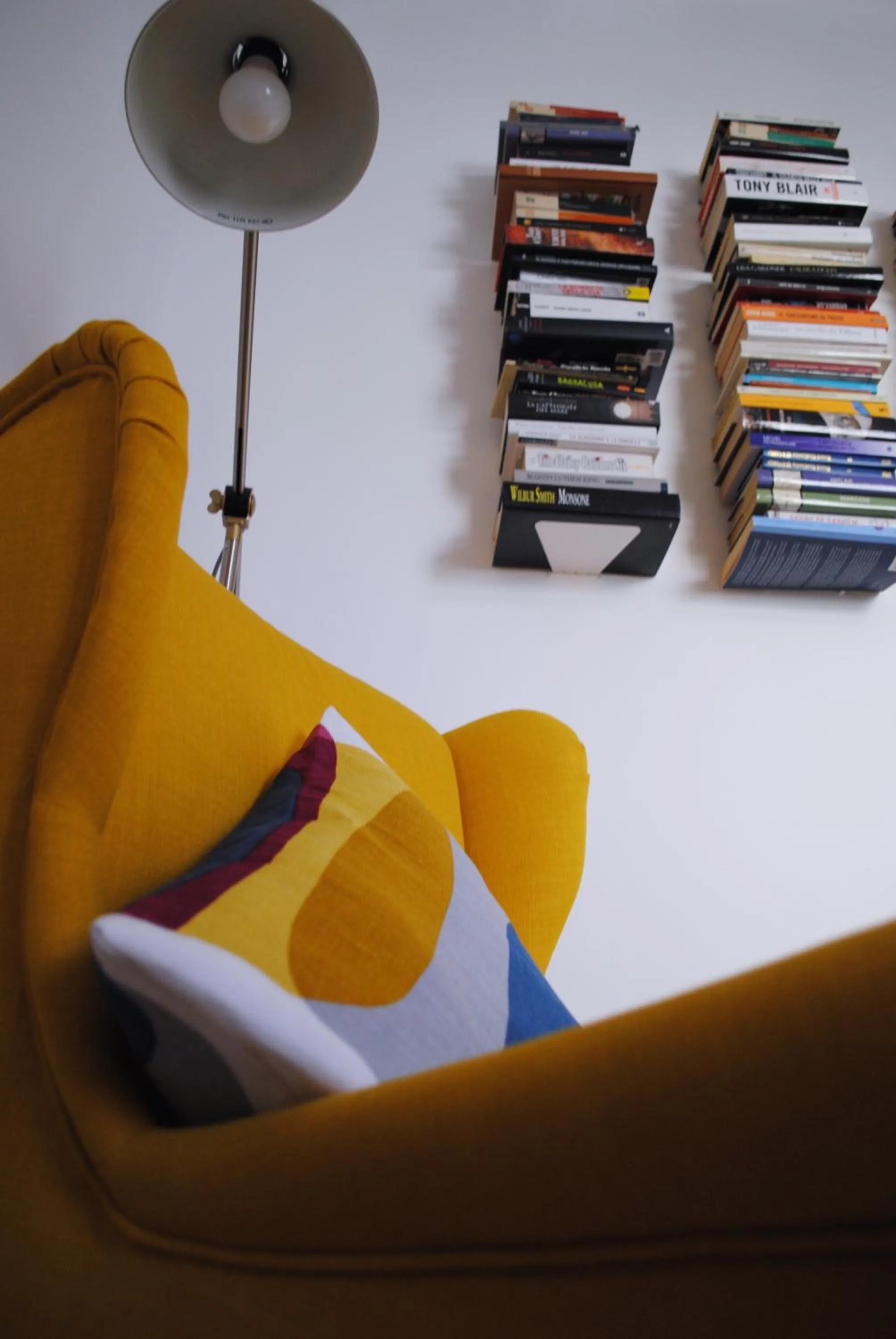 Communal lounge/ TV room in Festina Lente B&B