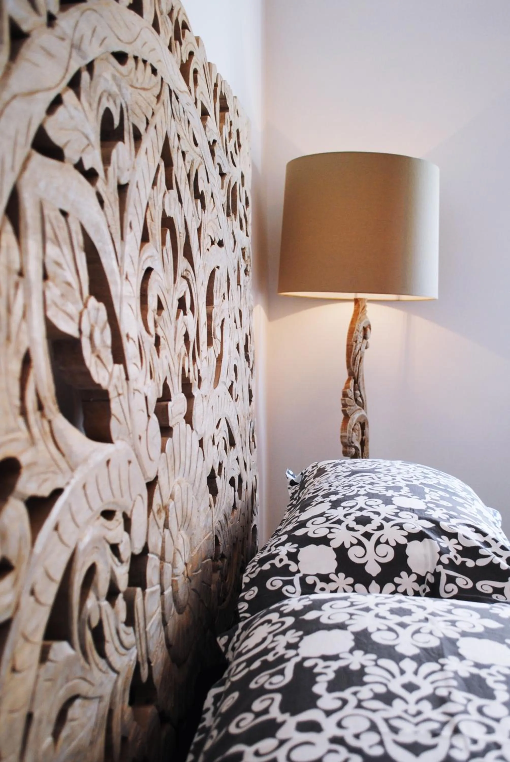 Bed in Festina Lente B&B