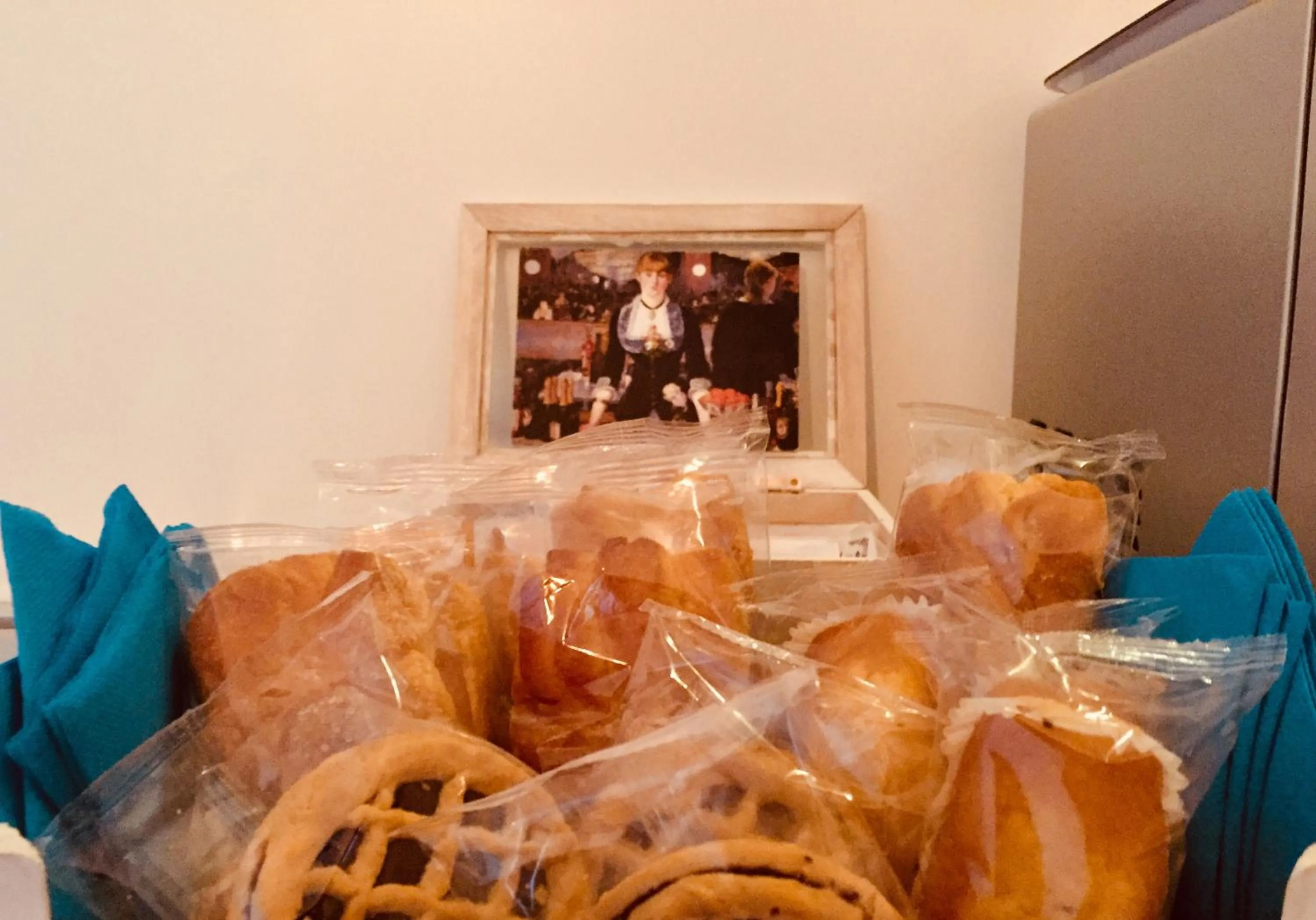 Italian breakfast in Festina Lente B&B