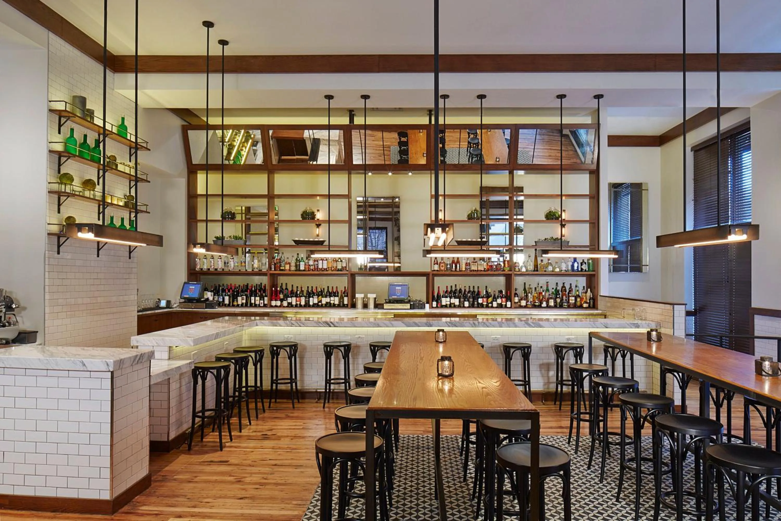 Lounge or bar in Renaissance Atlanta Midtown Hotel