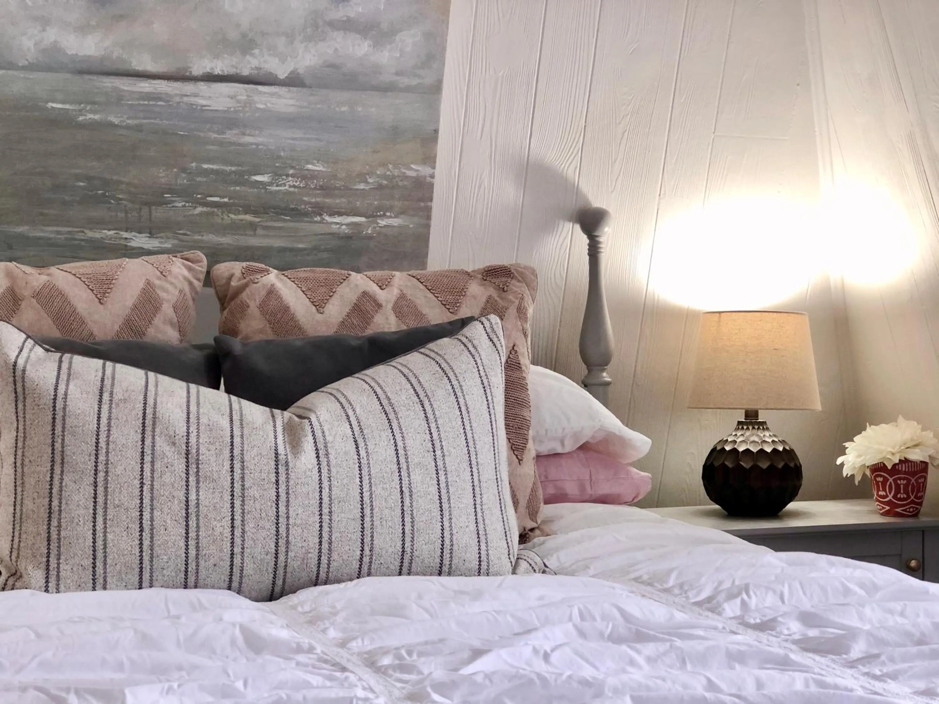 Bed in The Loft at Charlotte's Rose