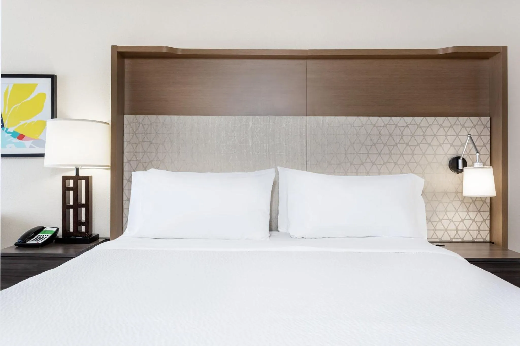 Photo of the whole room, Bed in Holiday Inn & Suites Across from Universal Orlando by IHG