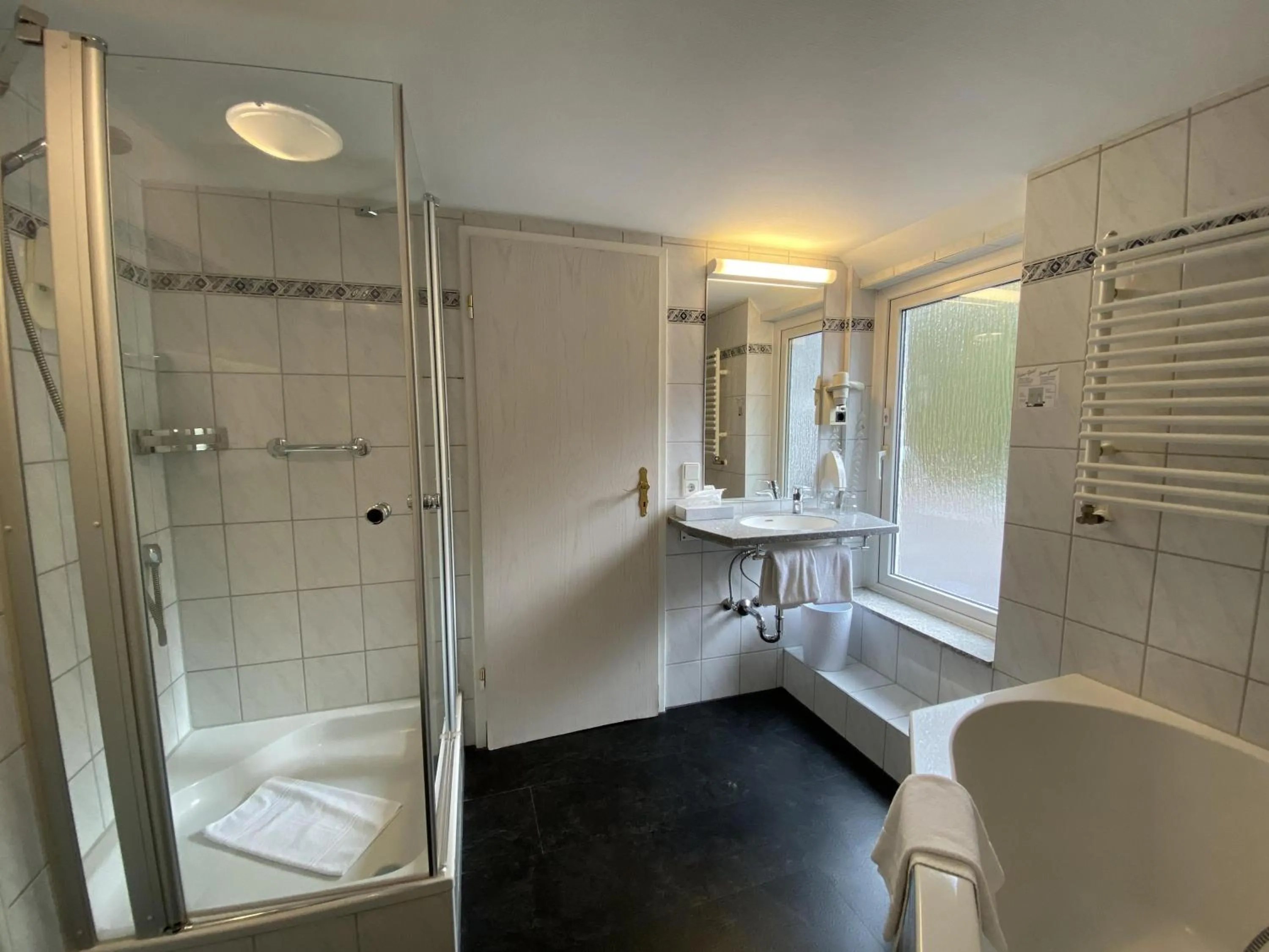 Bathroom in Kulinarium an der Glems