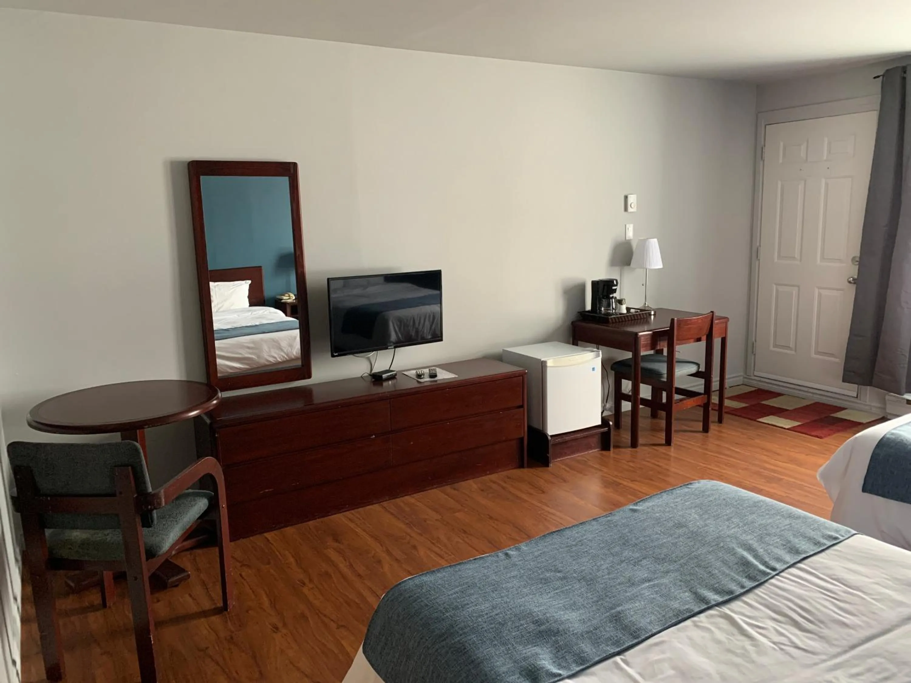 Bed in Motel Le Rond Point