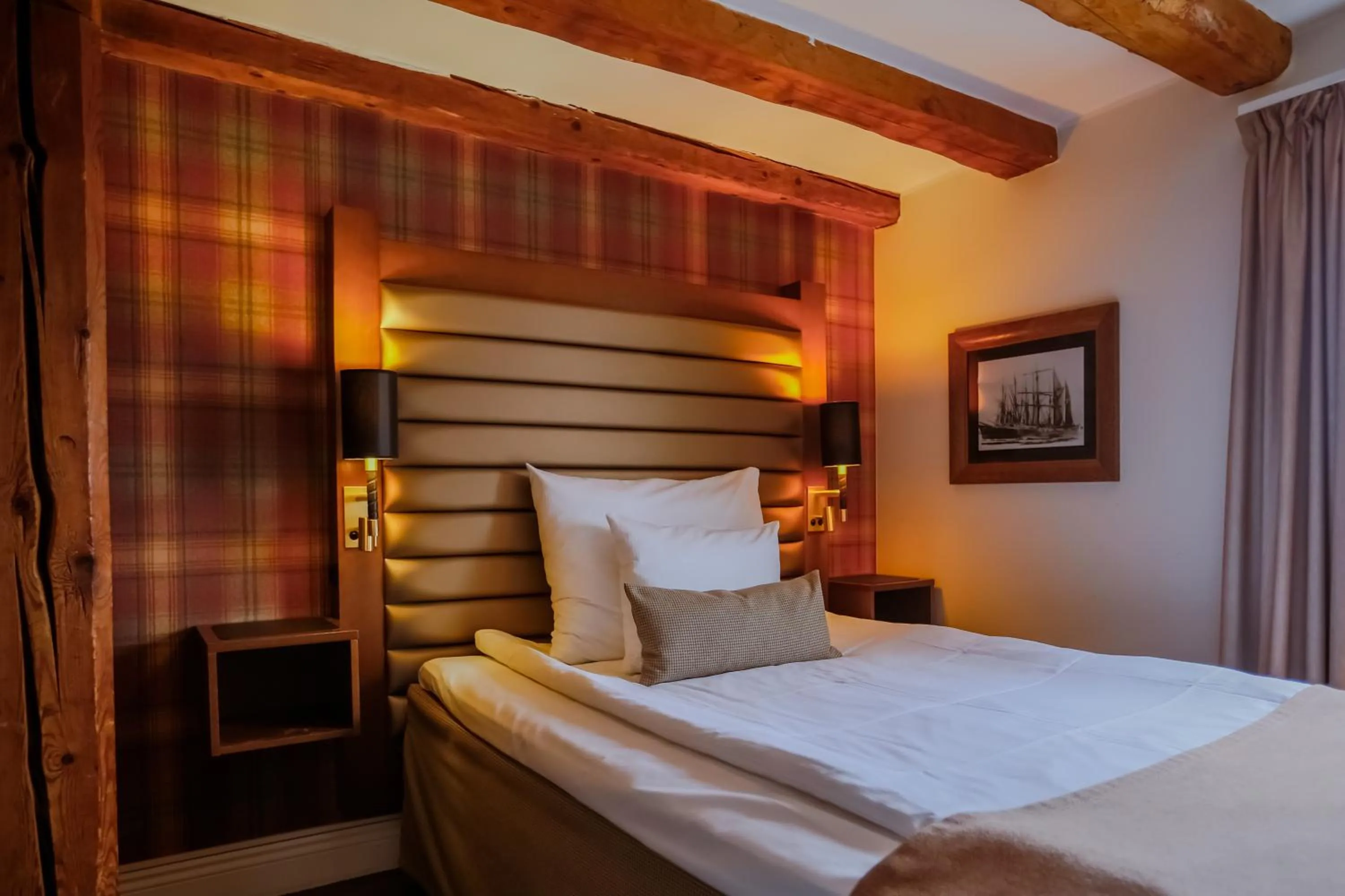 Bed in Home Hotel Packhuset