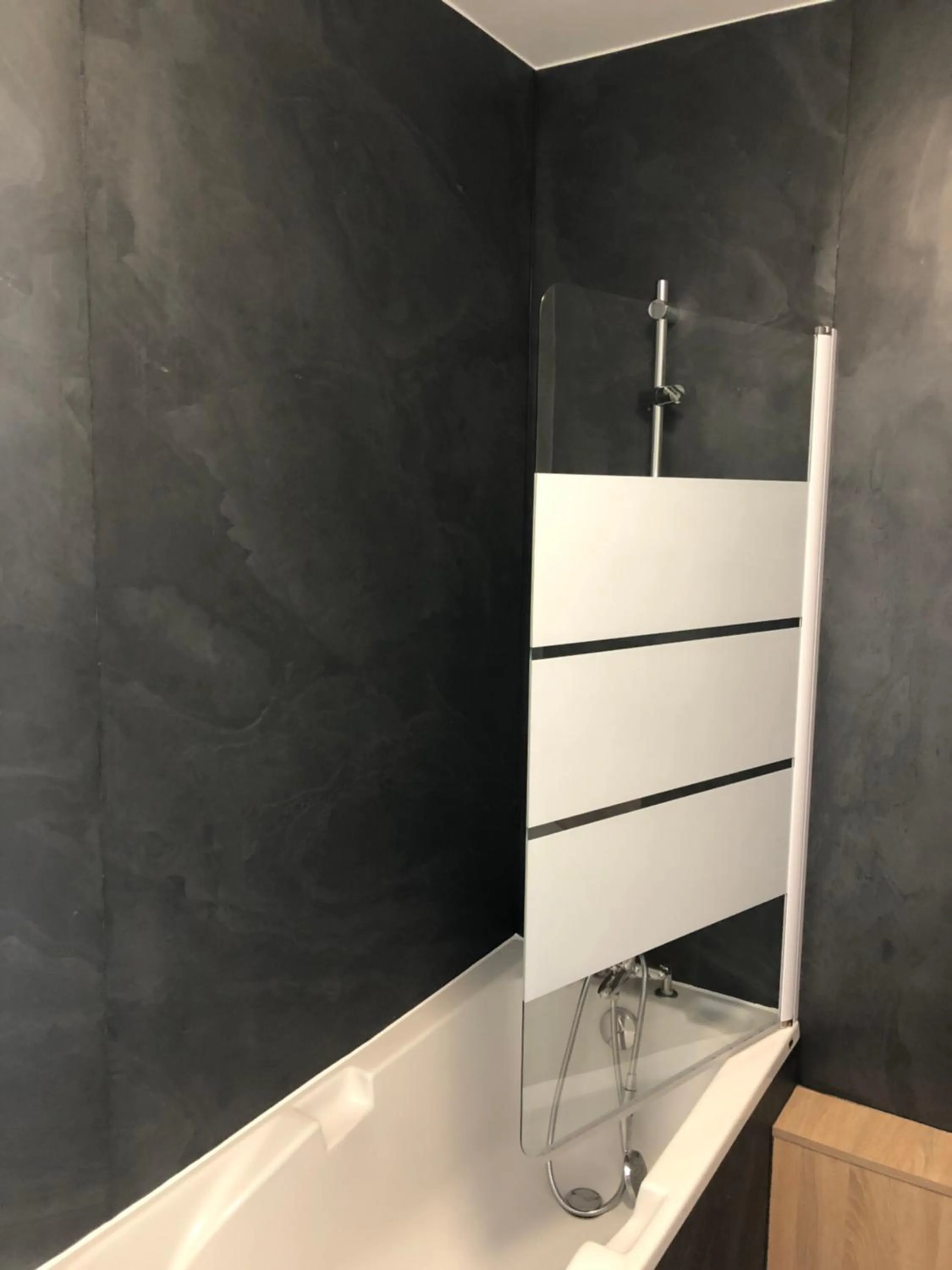 Bathroom in LOGIS - Hôtel & Restaurant Saint Nicolas