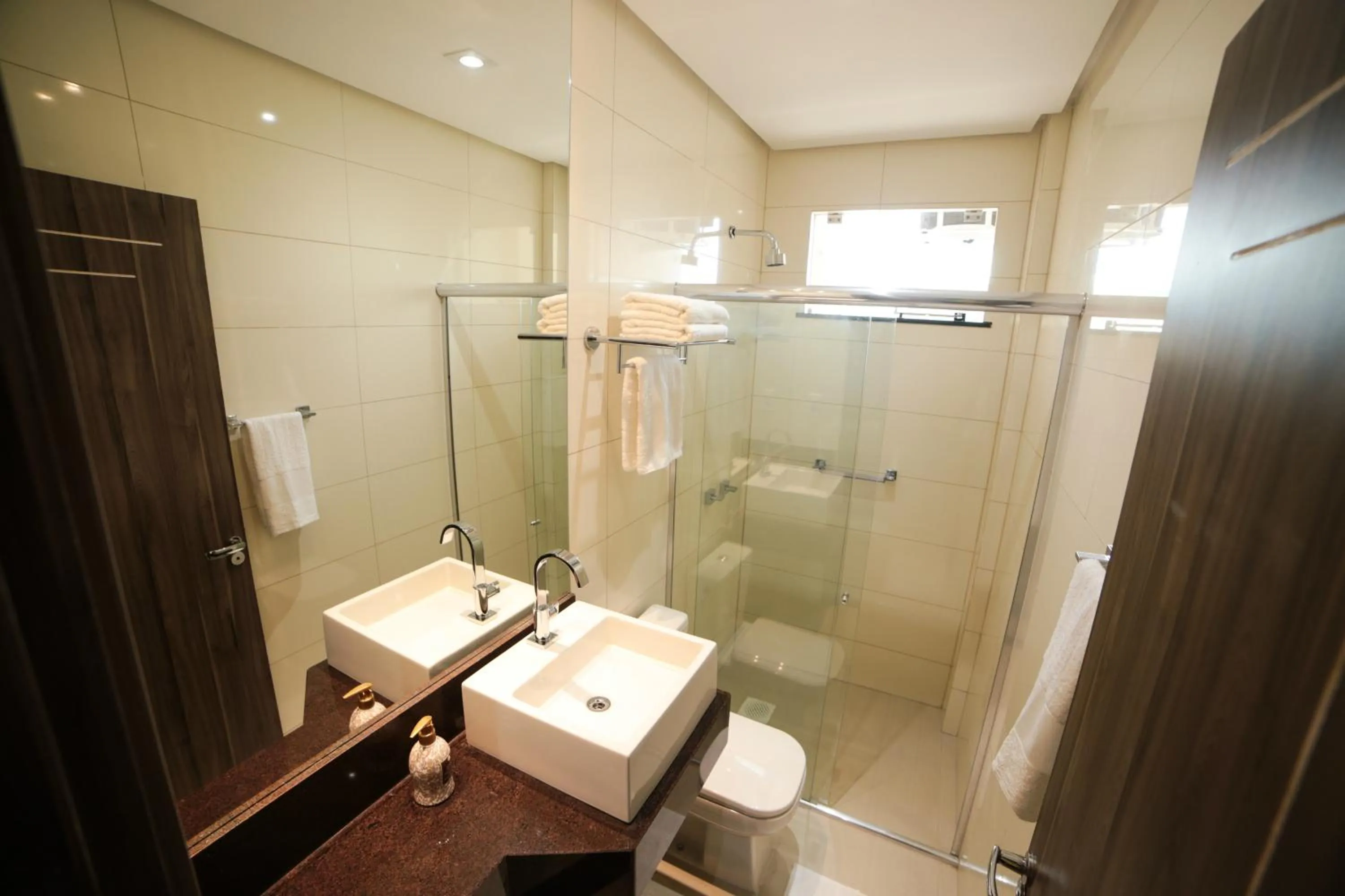Bathroom in Hotel London Santarem