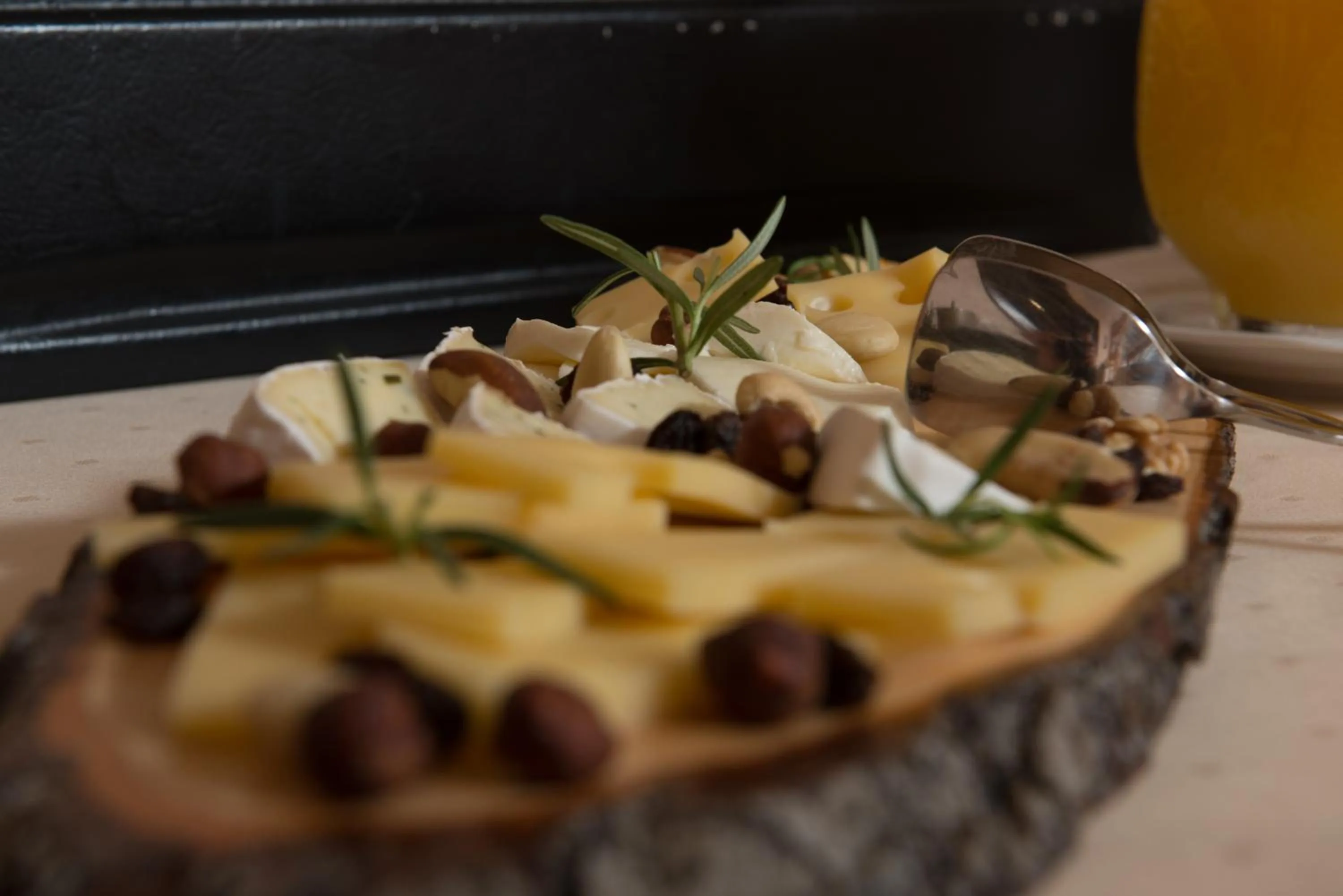 Breakfast in Rheinauer Hof - bed & breakfast