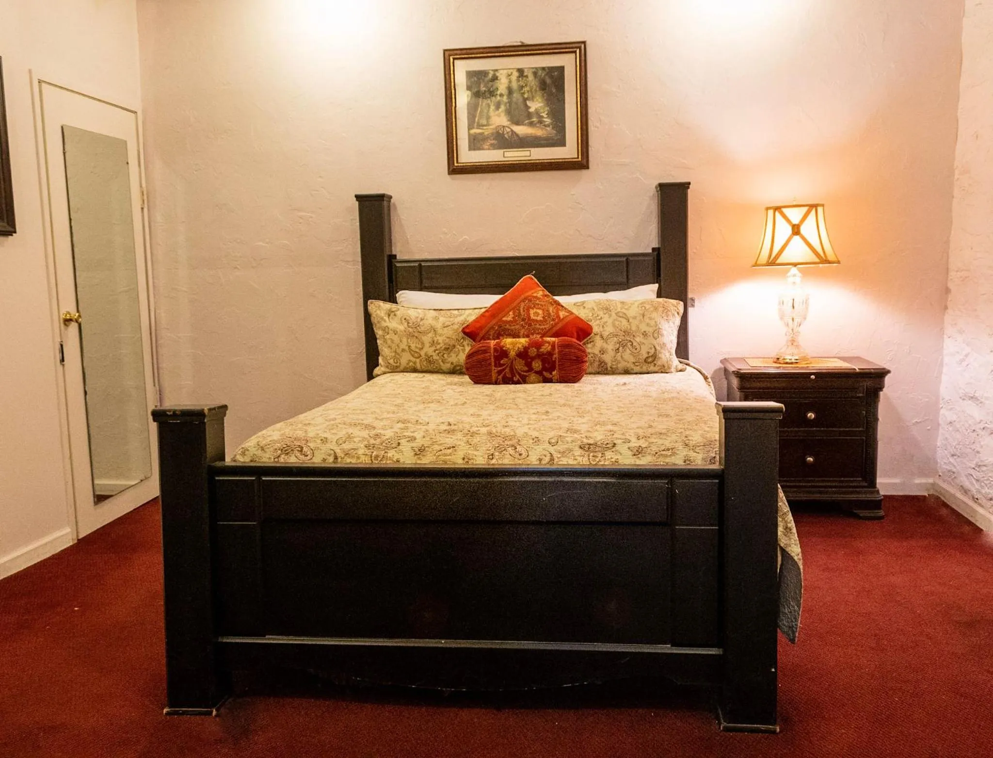 Bed in Gunn House Hotel