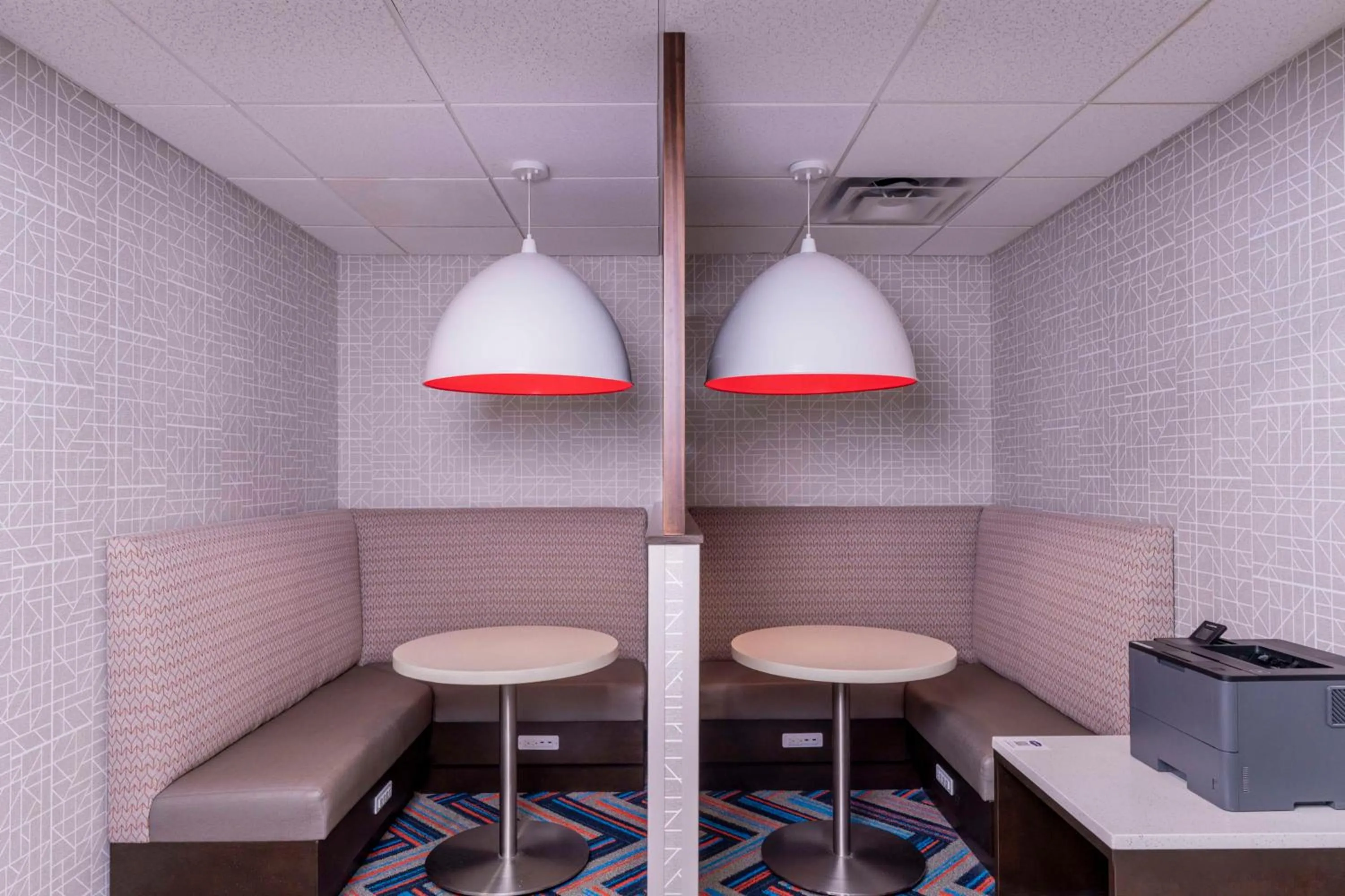 Business facilities in Hampton Inn & Suites St. Louis-Chesterfield