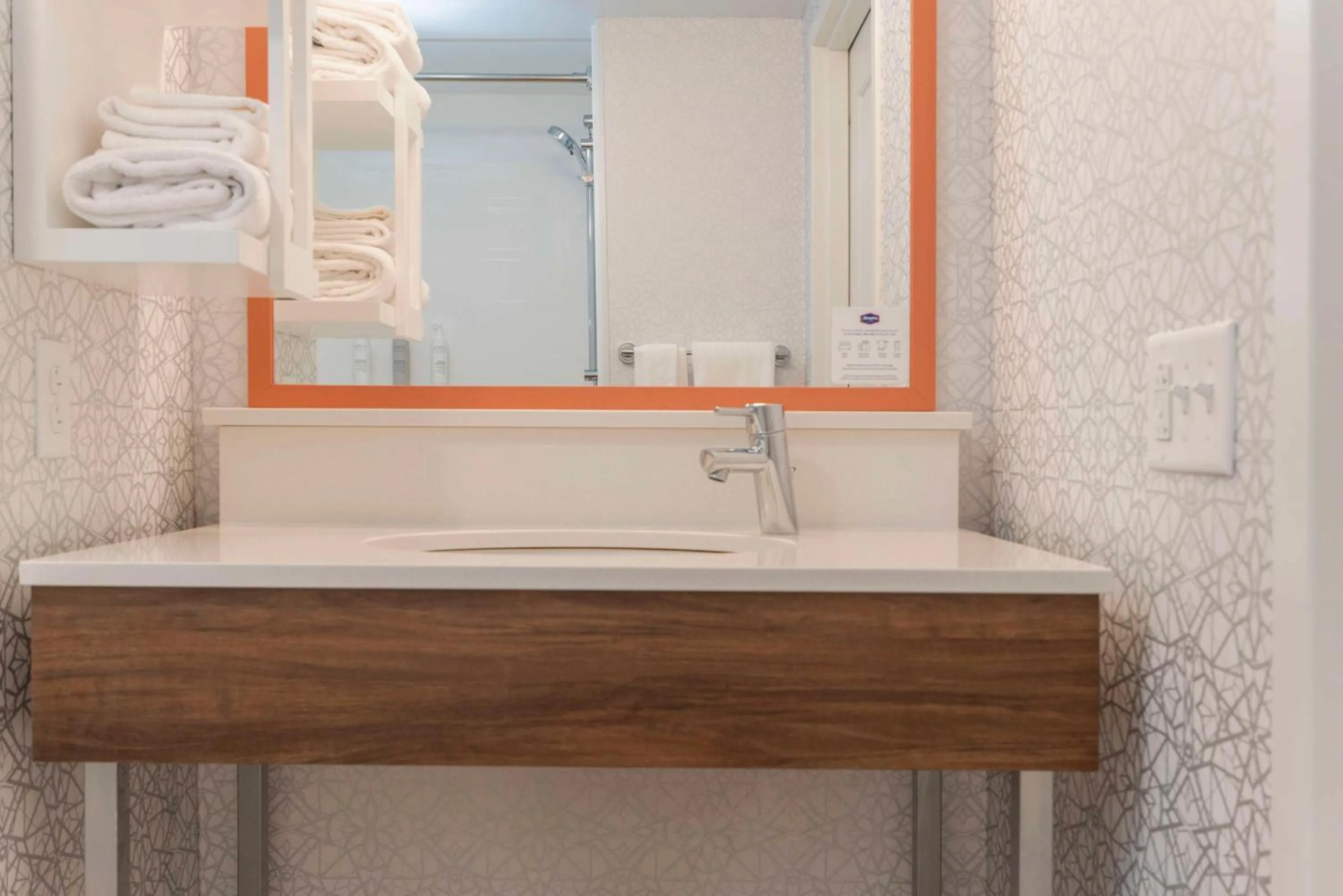 Bathroom in Hampton Inn & Suites St. Louis-Chesterfield