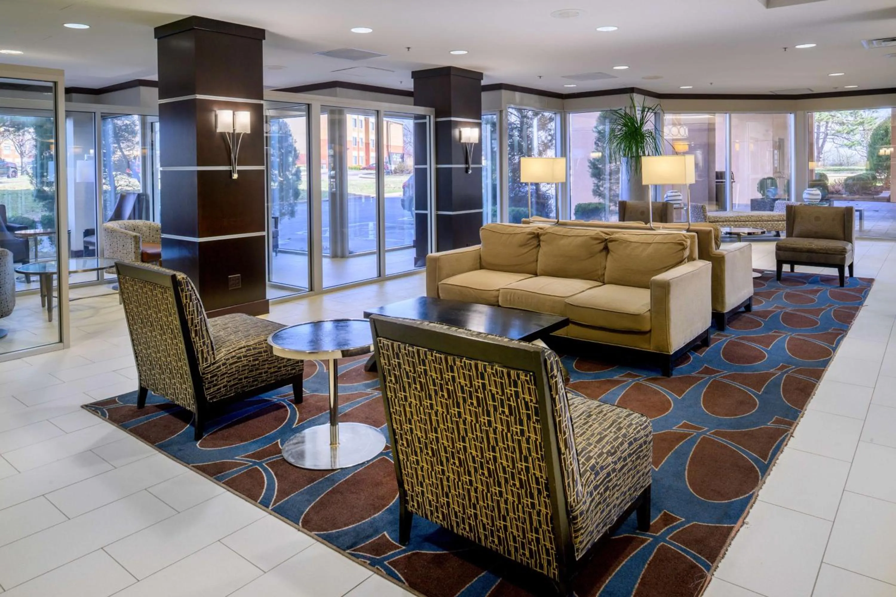 Lobby or reception in Embassy Suites by Hilton St Louis Airport