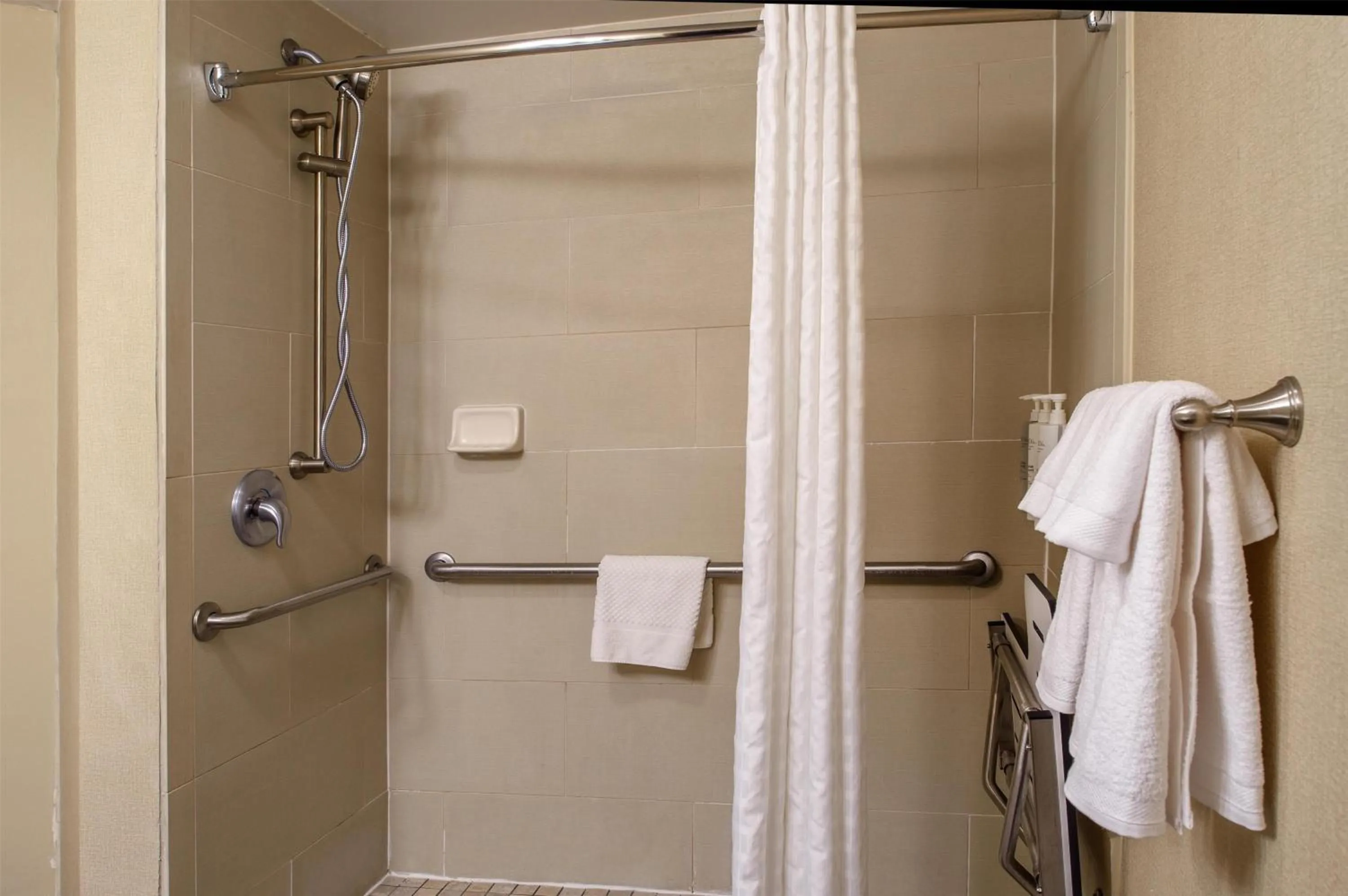 Bathroom in Embassy Suites by Hilton St Louis Airport