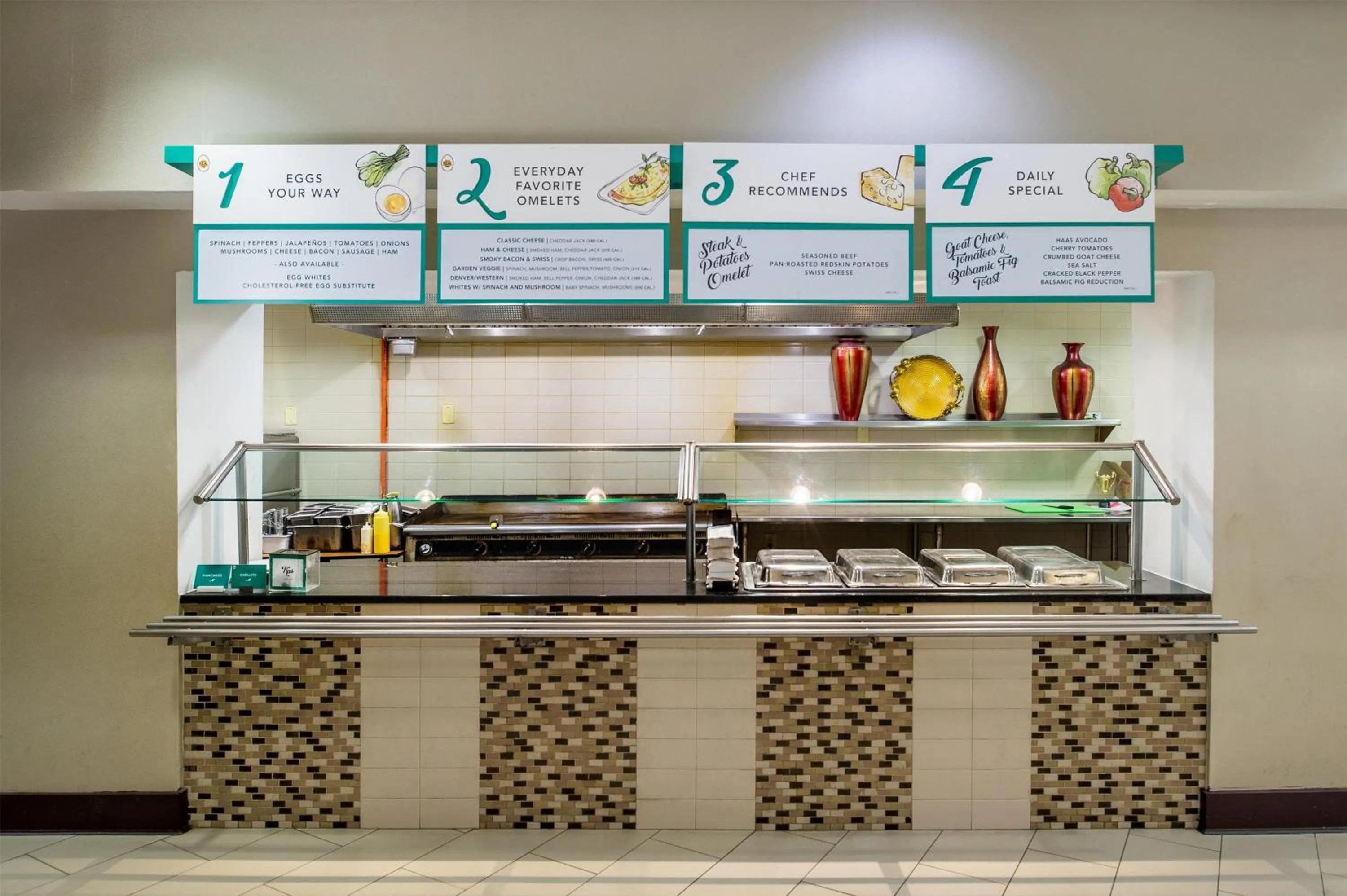 Restaurant/places to eat in Embassy Suites by Hilton St Louis Airport