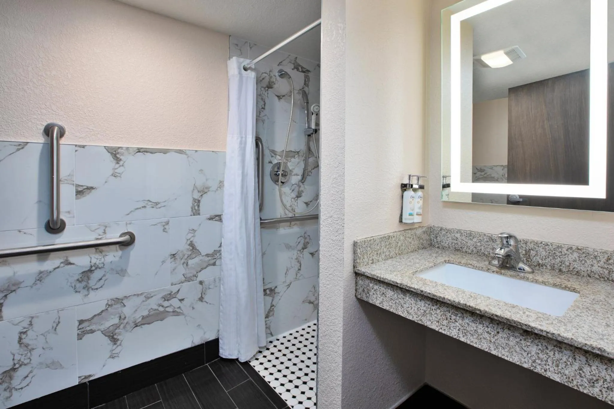 Bathroom in Holiday Inn Express & Suites Eden Prairie - Minneapolis by IHG