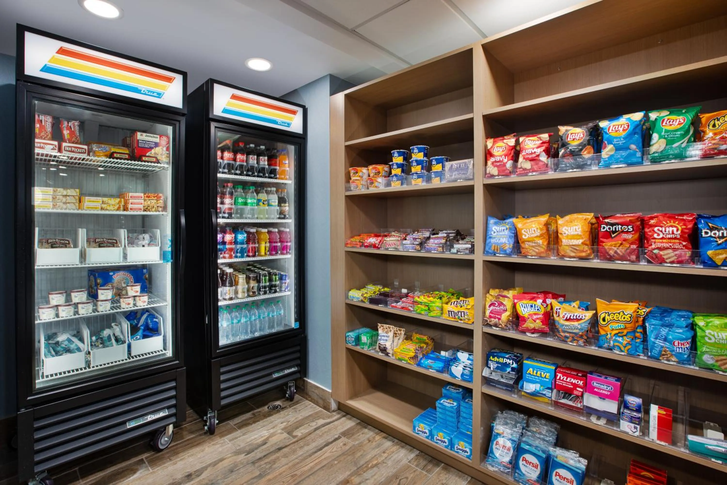 Shopping Area in Holiday Inn Express & Suites Eden Prairie - Minneapolis by IHG