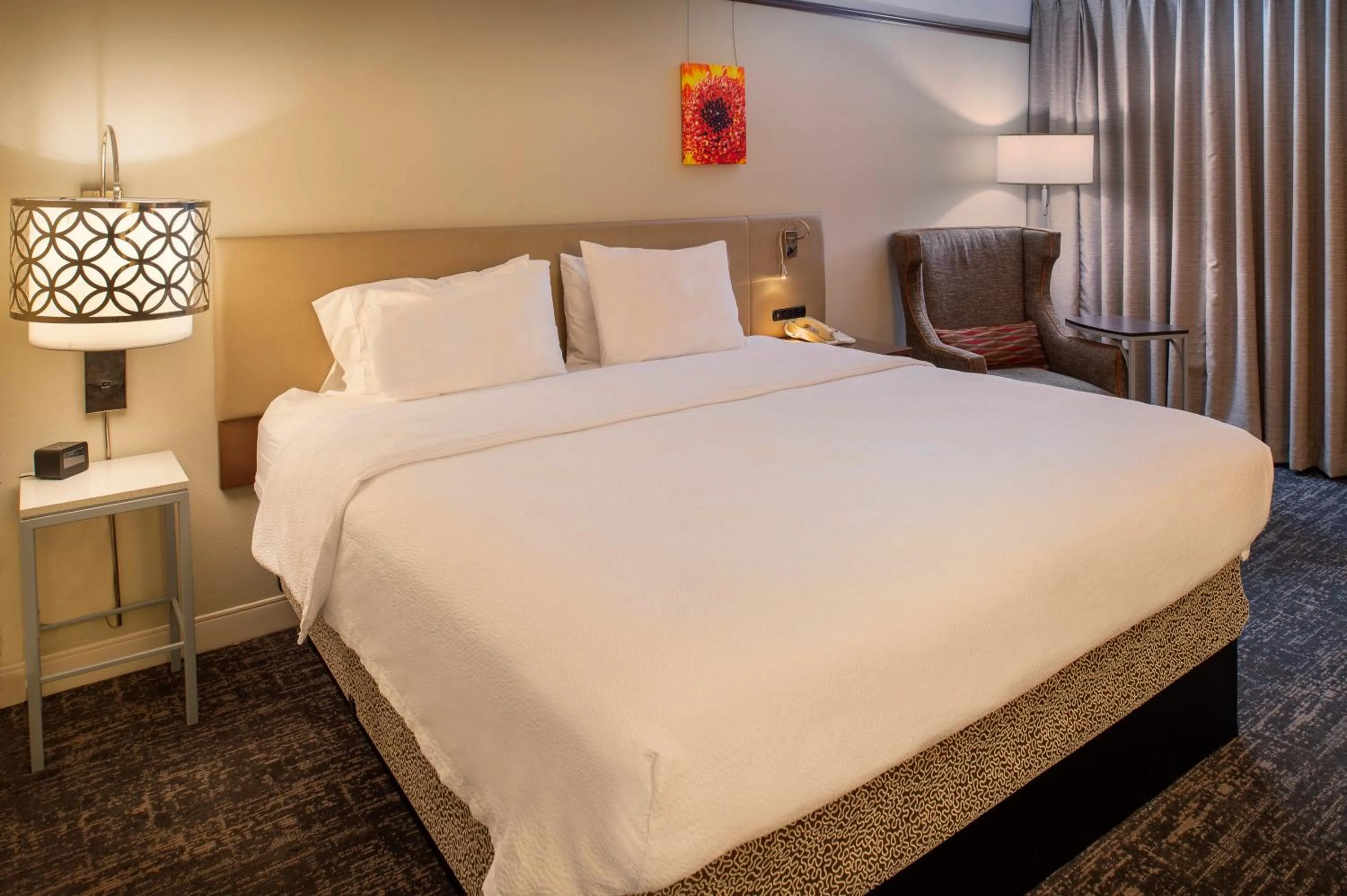 Bed in Hilton Garden Inn St. Louis/Chesterfield