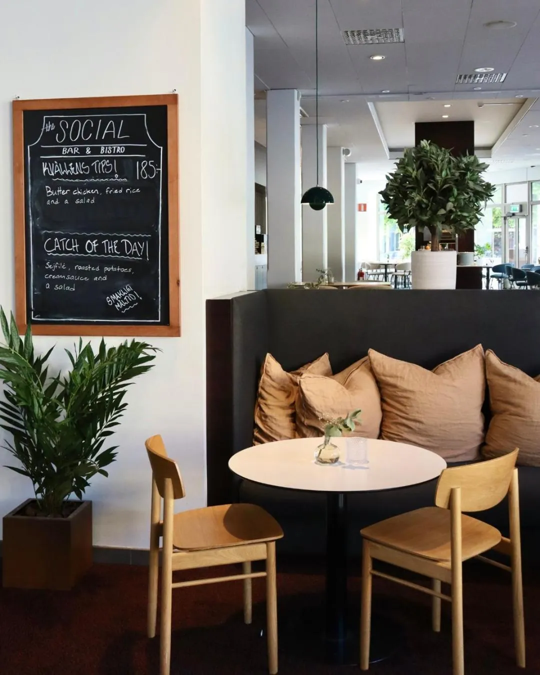 Lobby or reception in Quality Hotel Park Södertälje City