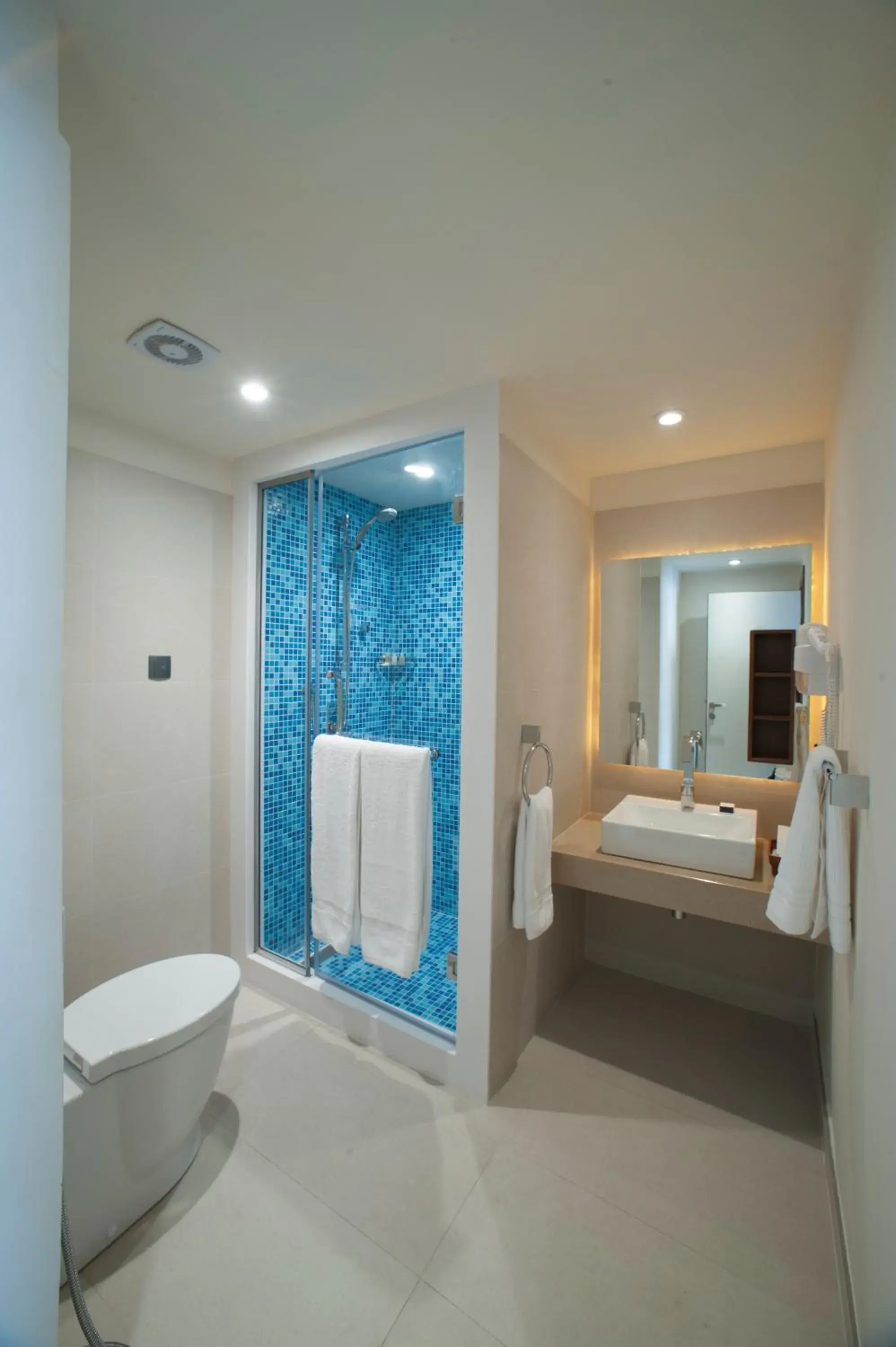 Two-Bedroom Chalet in AlBander Hotel & Resort Two-Bedroom Chalet in AlBander Hotel & Resort