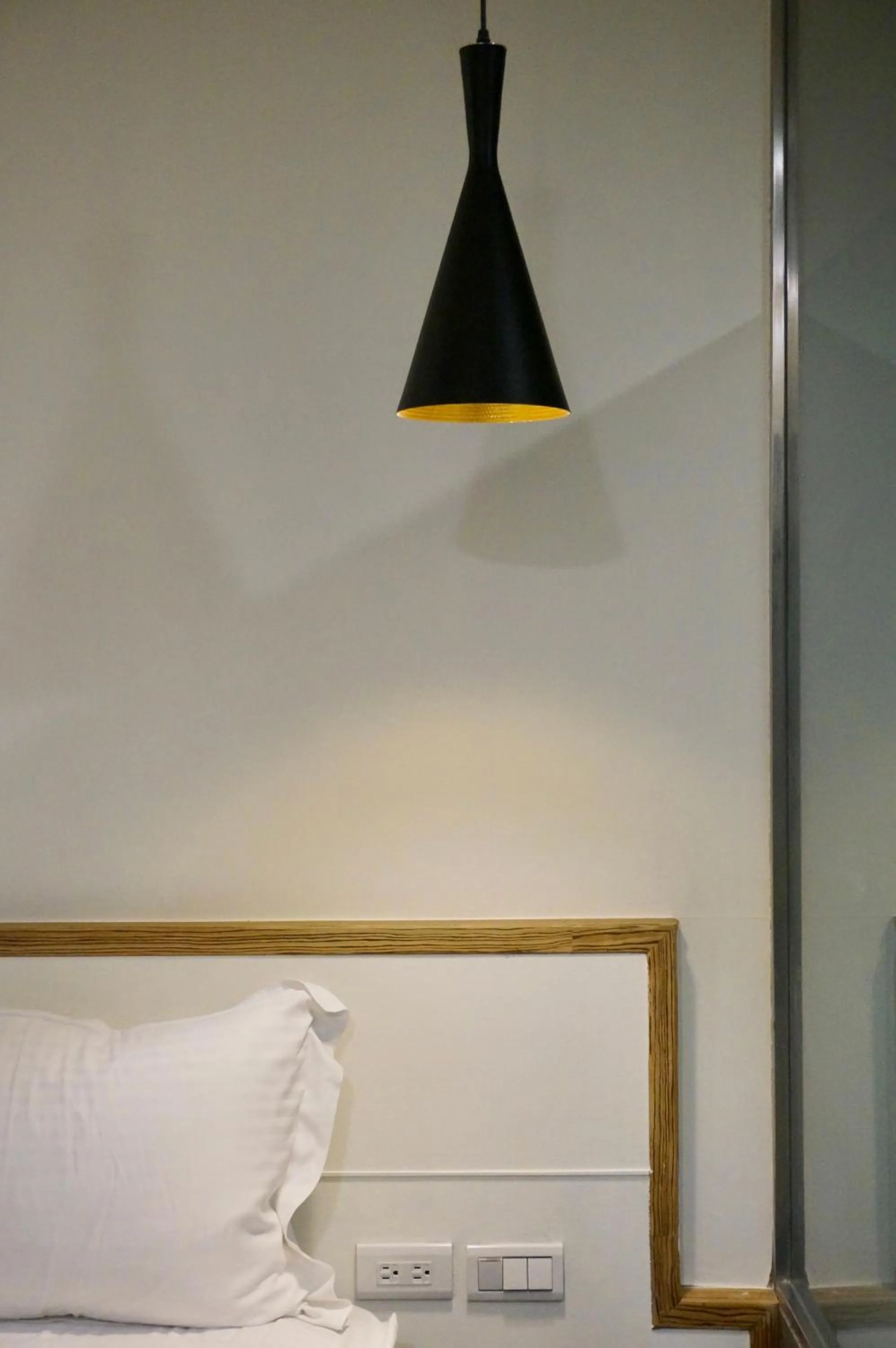 Bedroom, Bed in Angel's Inn