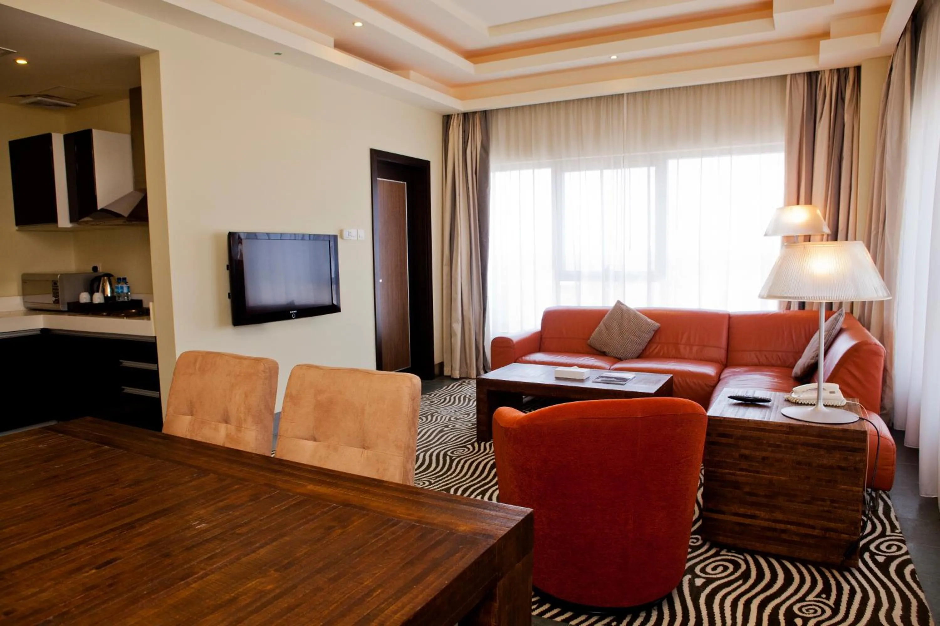 Living room in Al Raya Suites Hotel