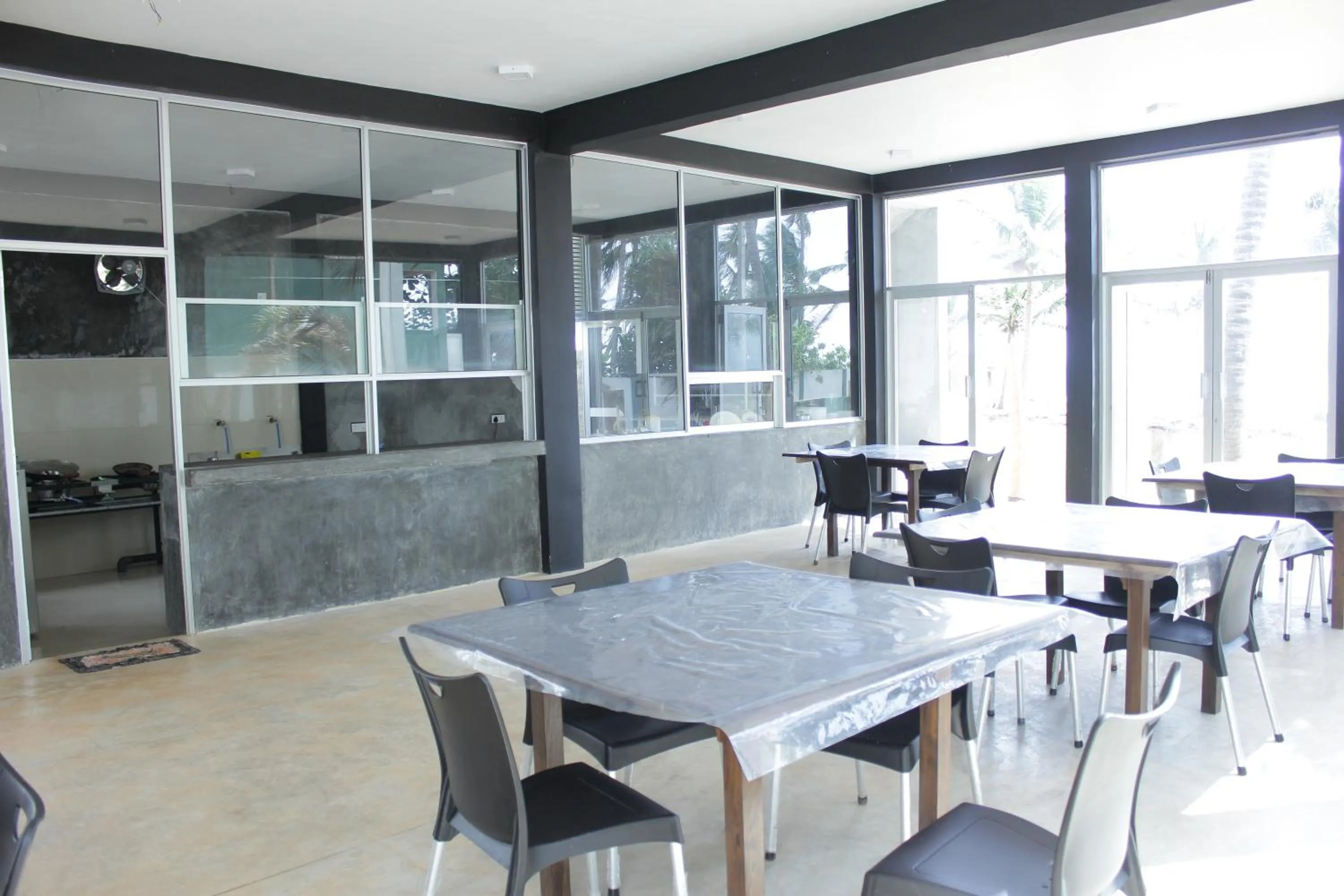 Restaurant/places to eat in Saara Beach Hotel