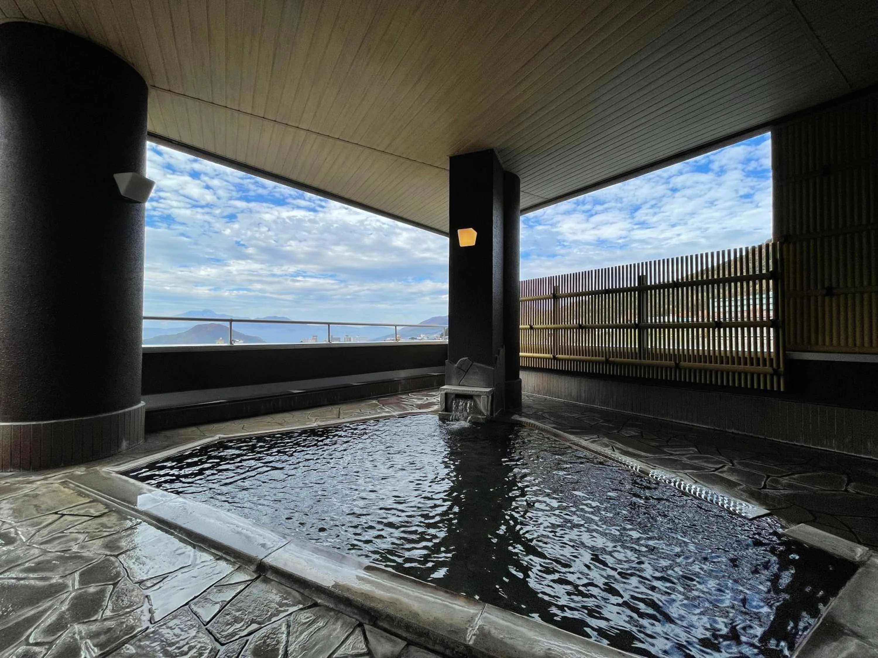 Hot Spring Bath in Hotel Omodaka