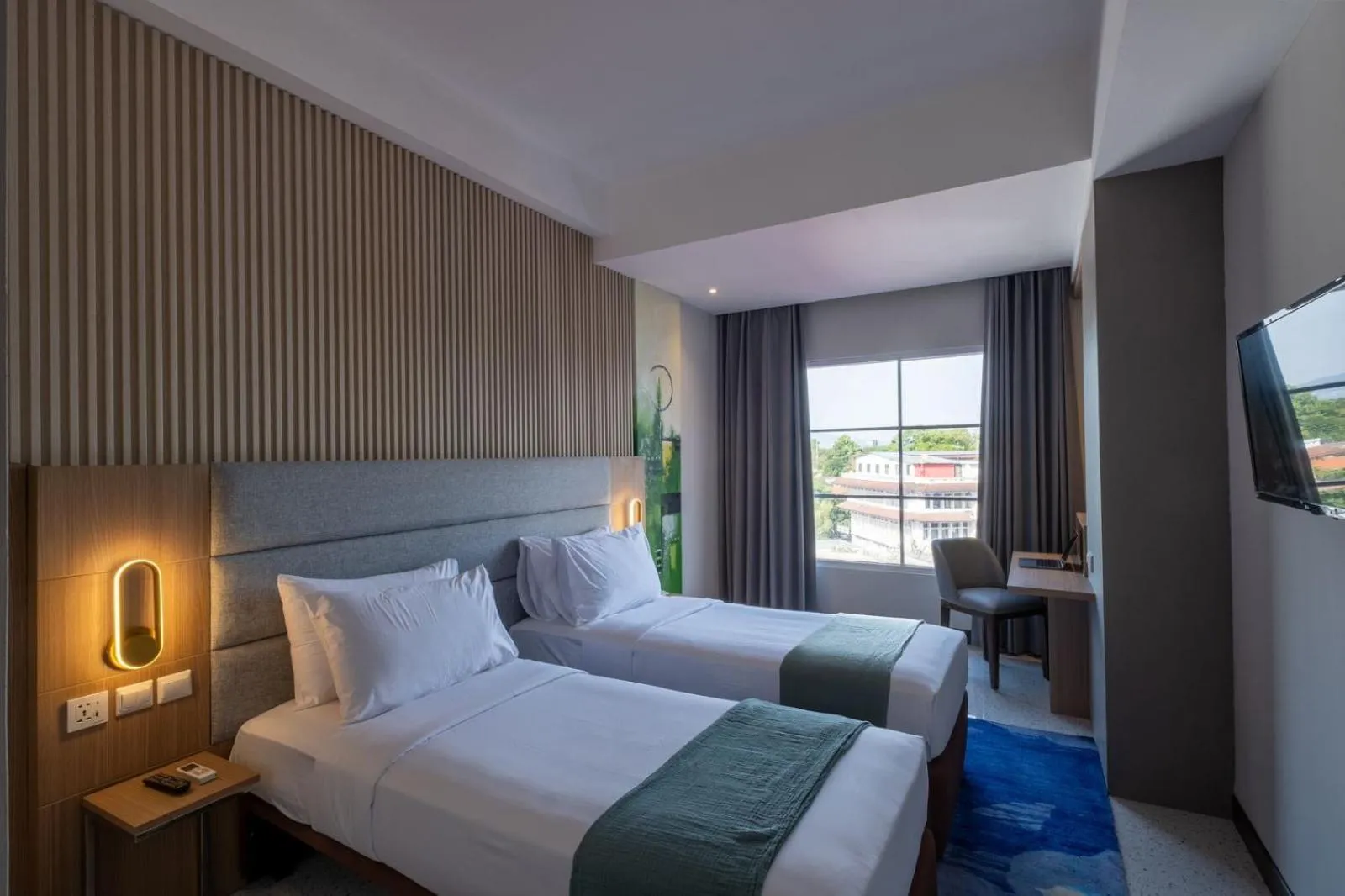 Bedroom, Bed in Oakwood Merdeka Bandung