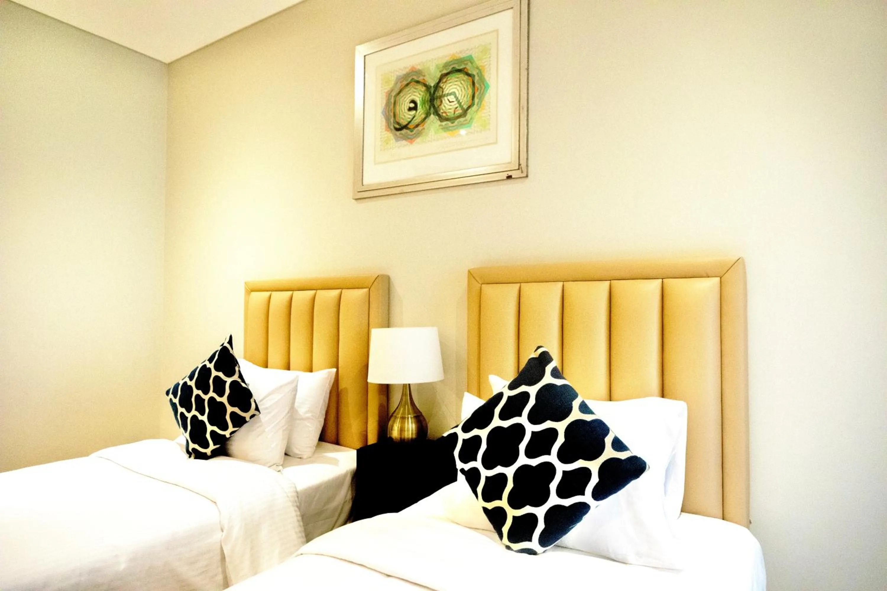 Photo of the whole room, Bed in Dragon Beach Hotel