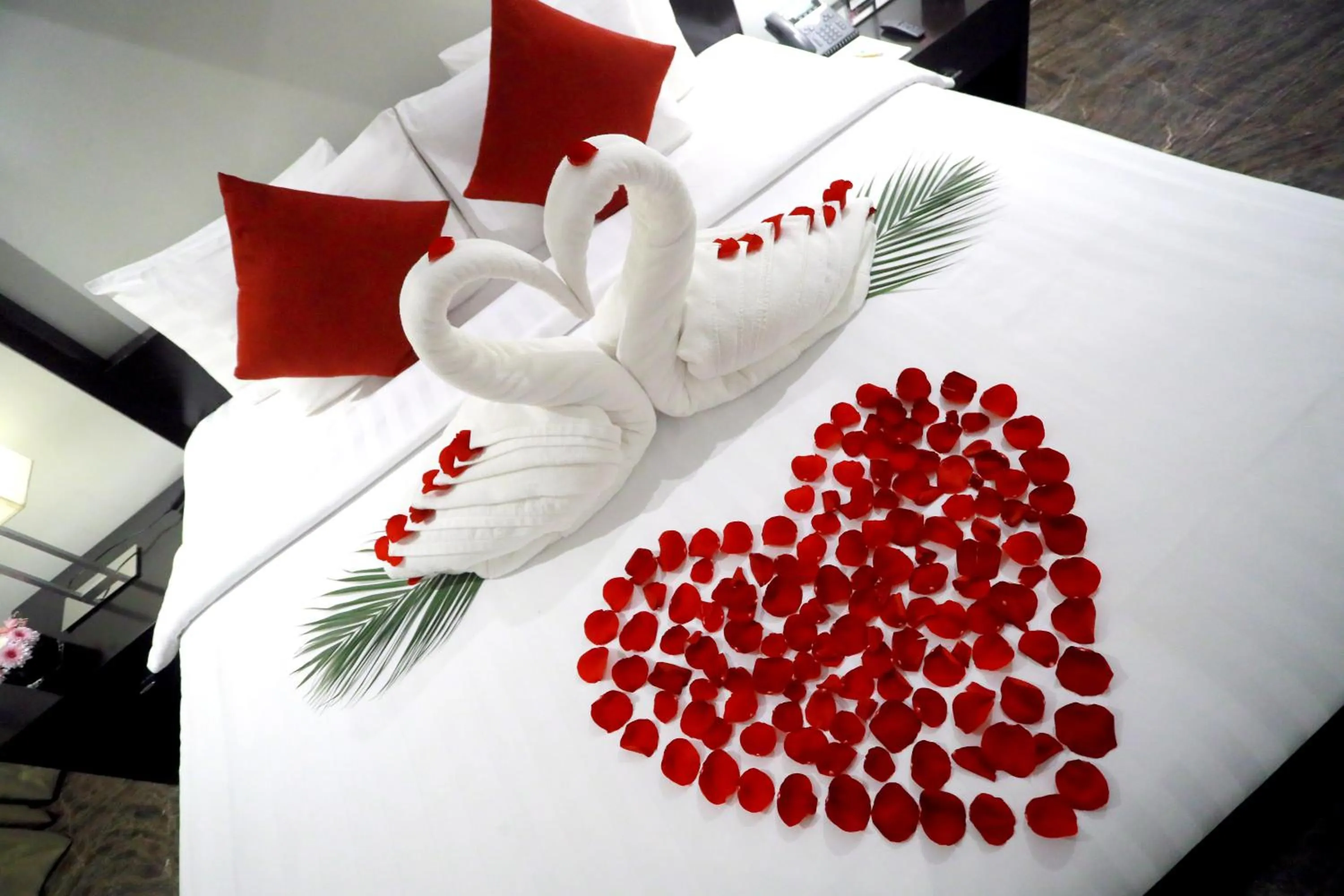 Bed in Dragon Beach Hotel