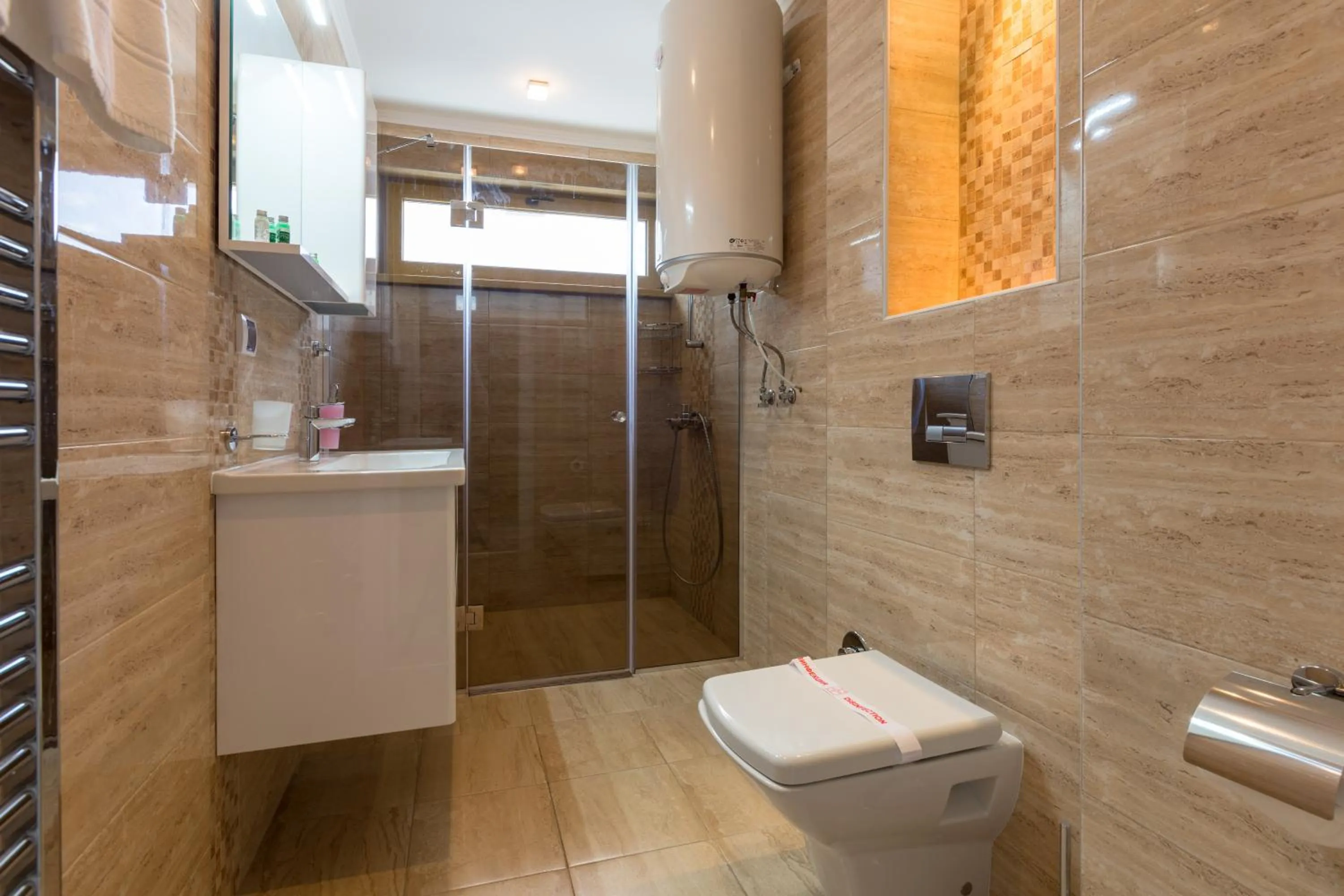 Bathroom in VILLA FLORENCE Boutique Apart Hotel