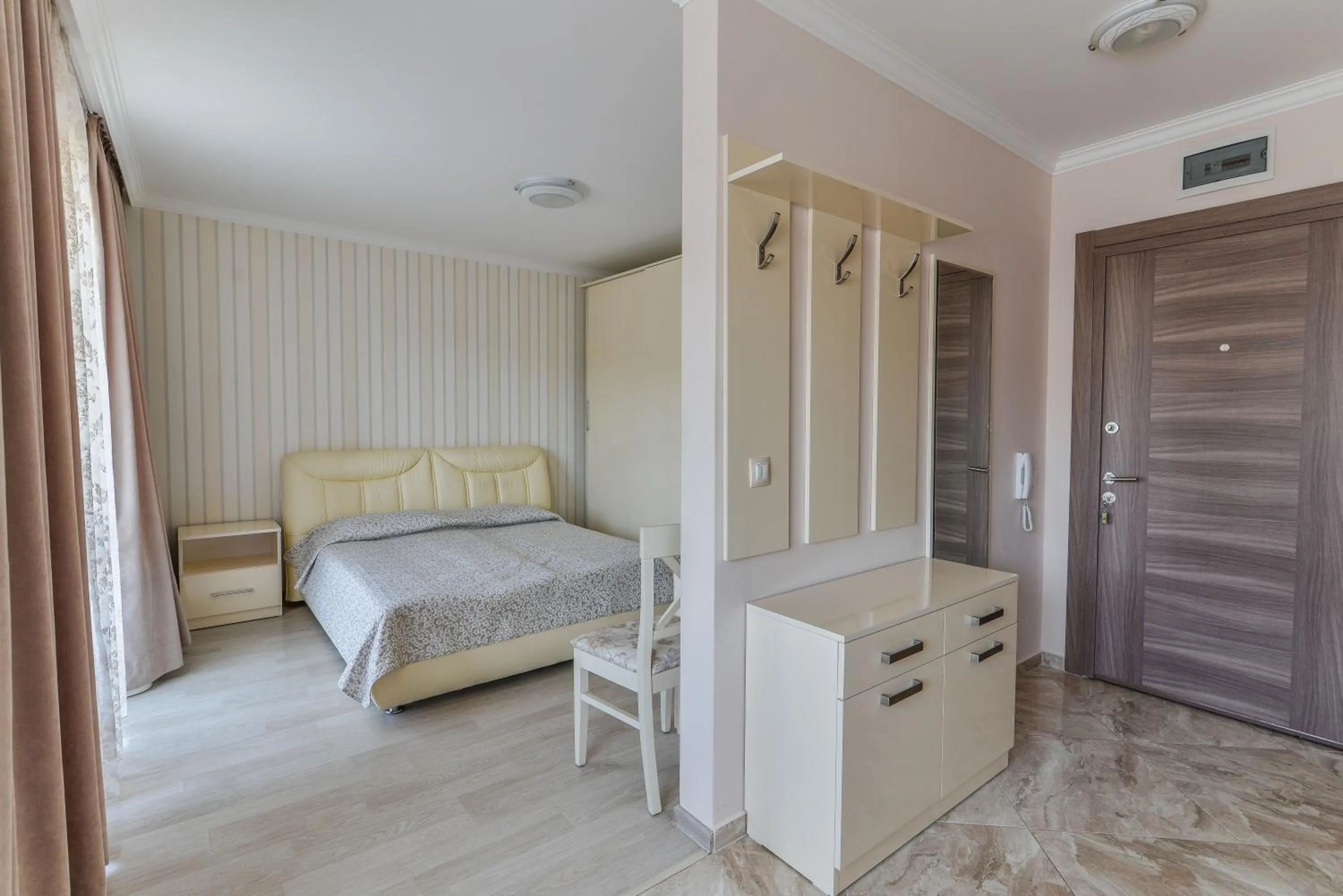 Bed in VILLA FLORENCE Boutique Apart Hotel