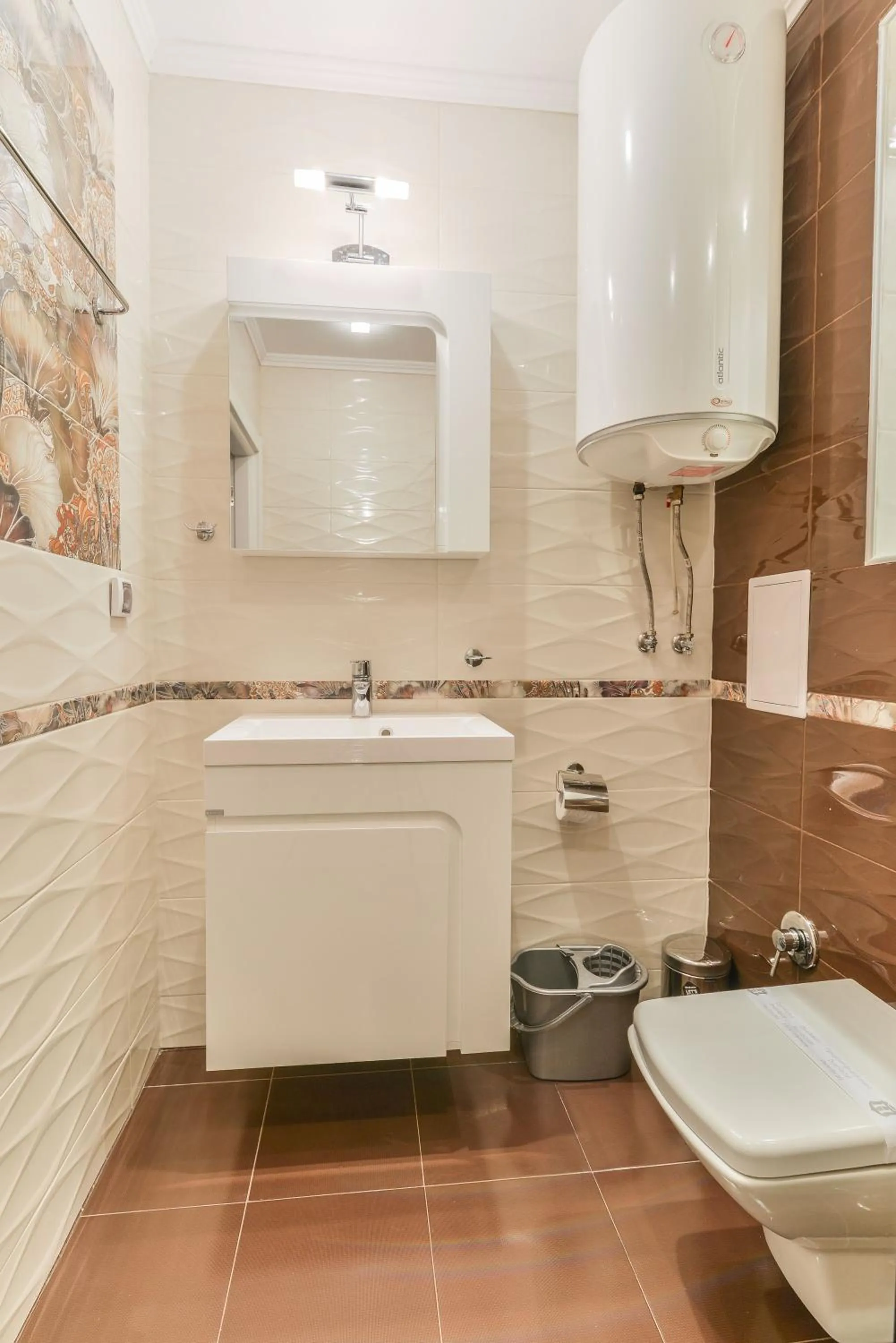 Shower in VILLA FLORENCE Boutique Apart Hotel