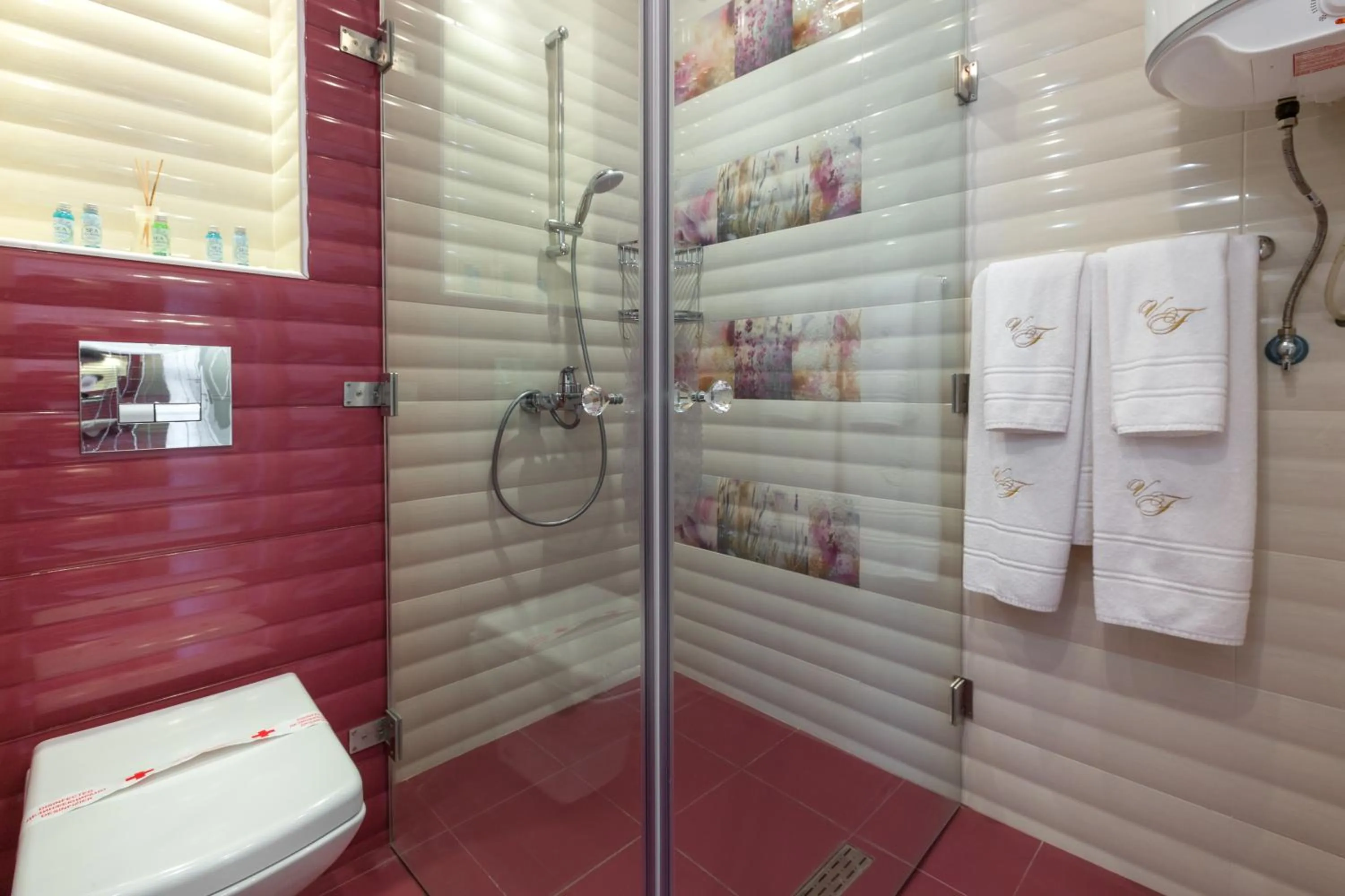 Bathroom in VILLA FLORENCE Boutique Apart Hotel