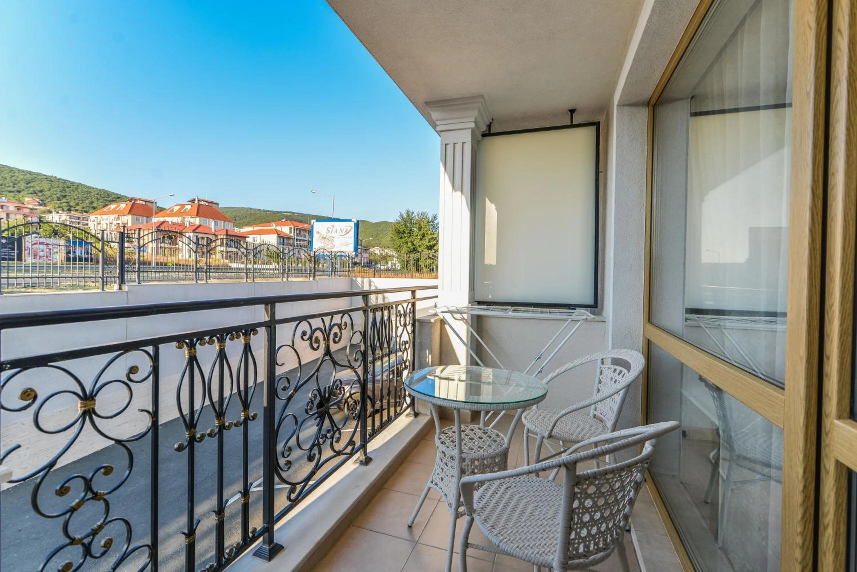 Decorative detail in VILLA FLORENCE Boutique Apart Hotel