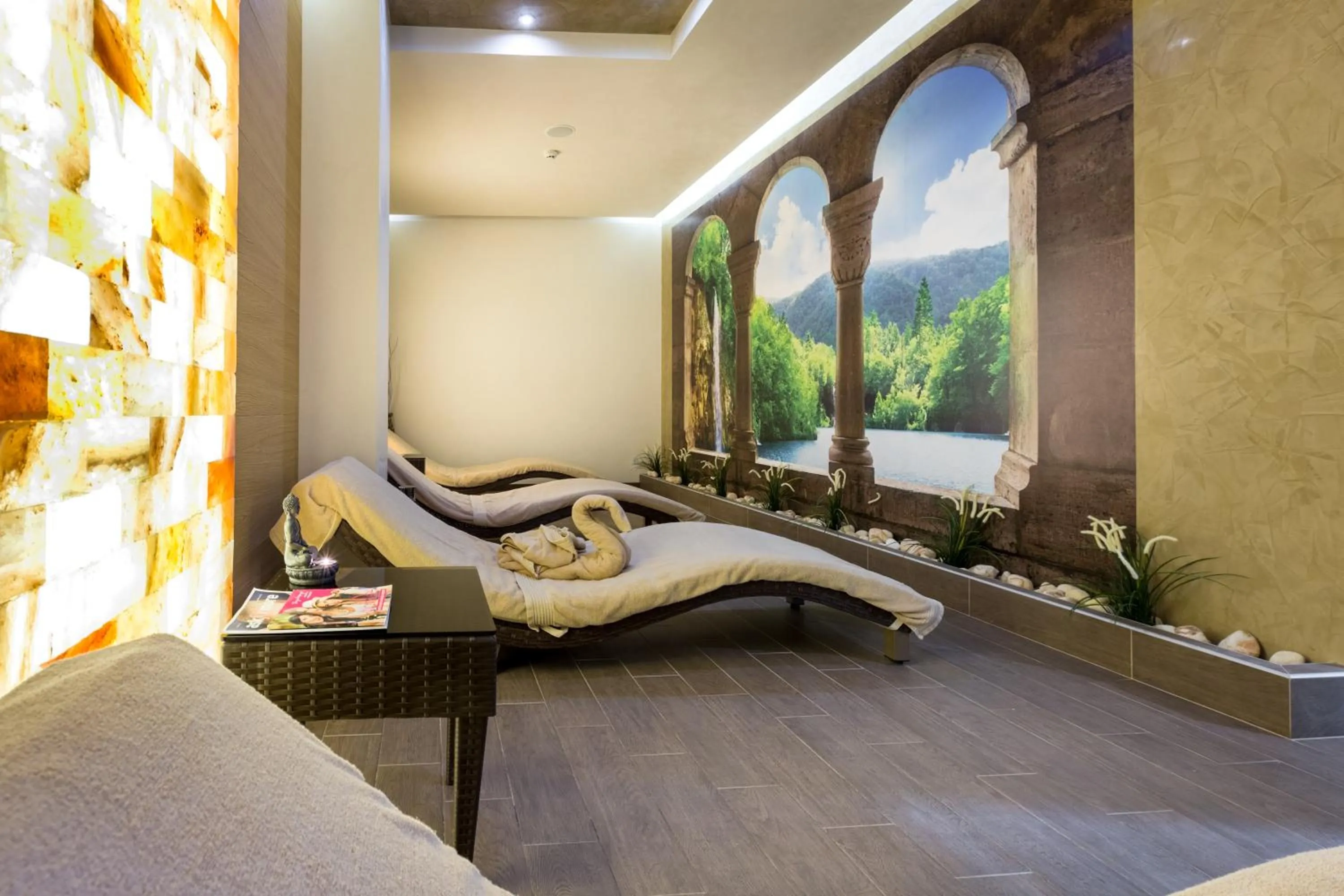 Spa and wellness centre/facilities in VILLA FLORENCE Boutique Apart Hotel