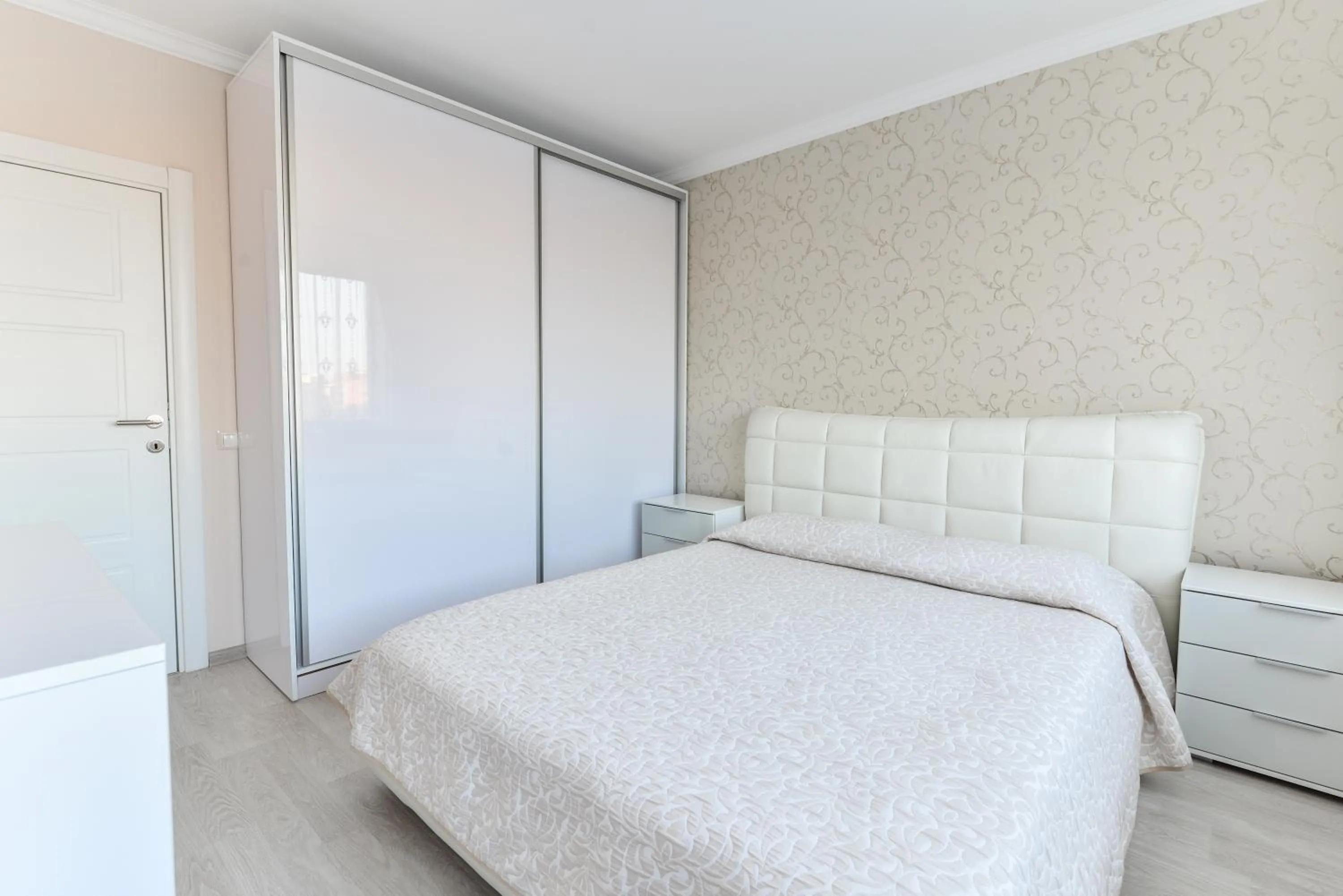 Decorative detail, Bed in VILLA FLORENCE Boutique Apart Hotel