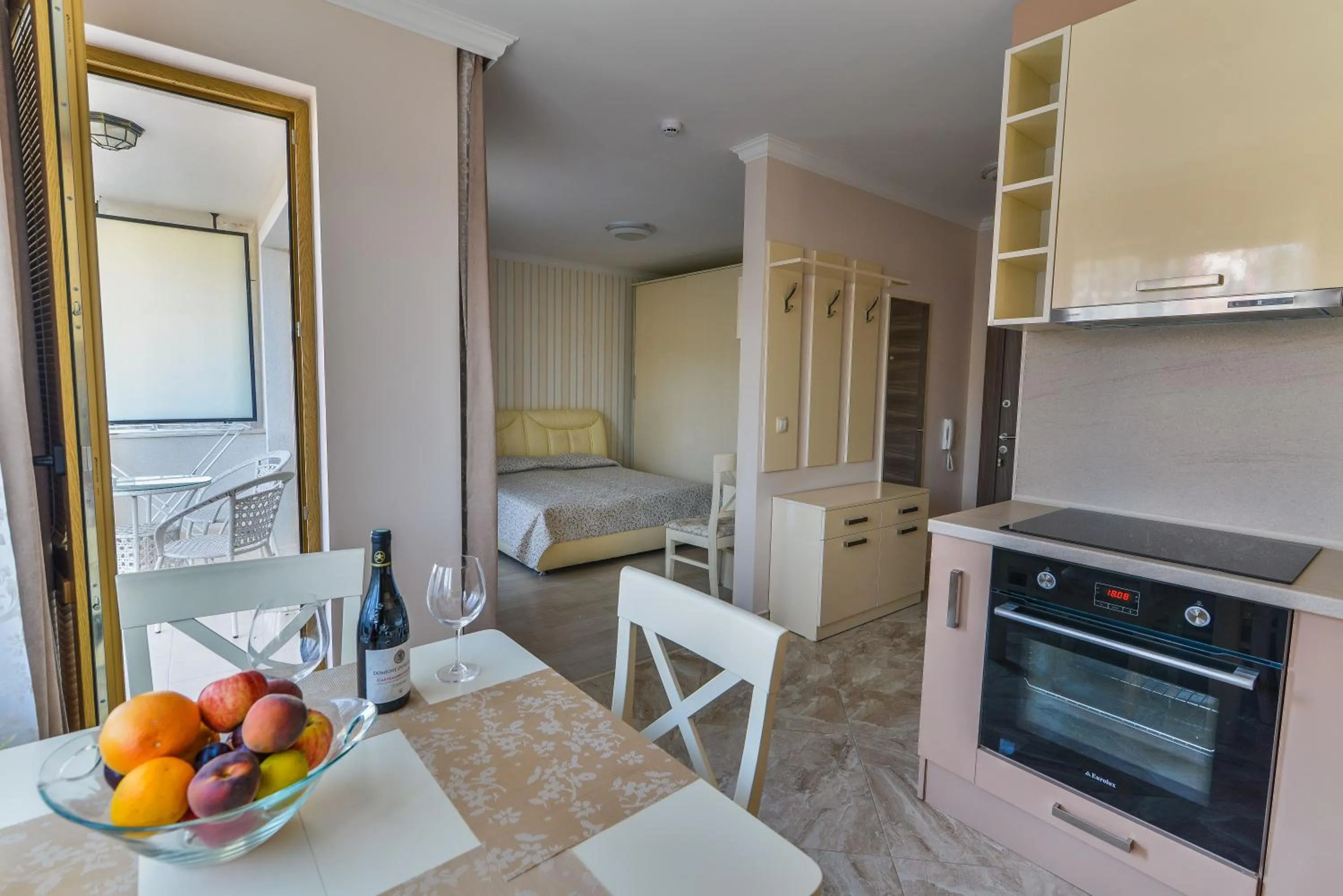 Photo of the whole room in VILLA FLORENCE Boutique Apart Hotel