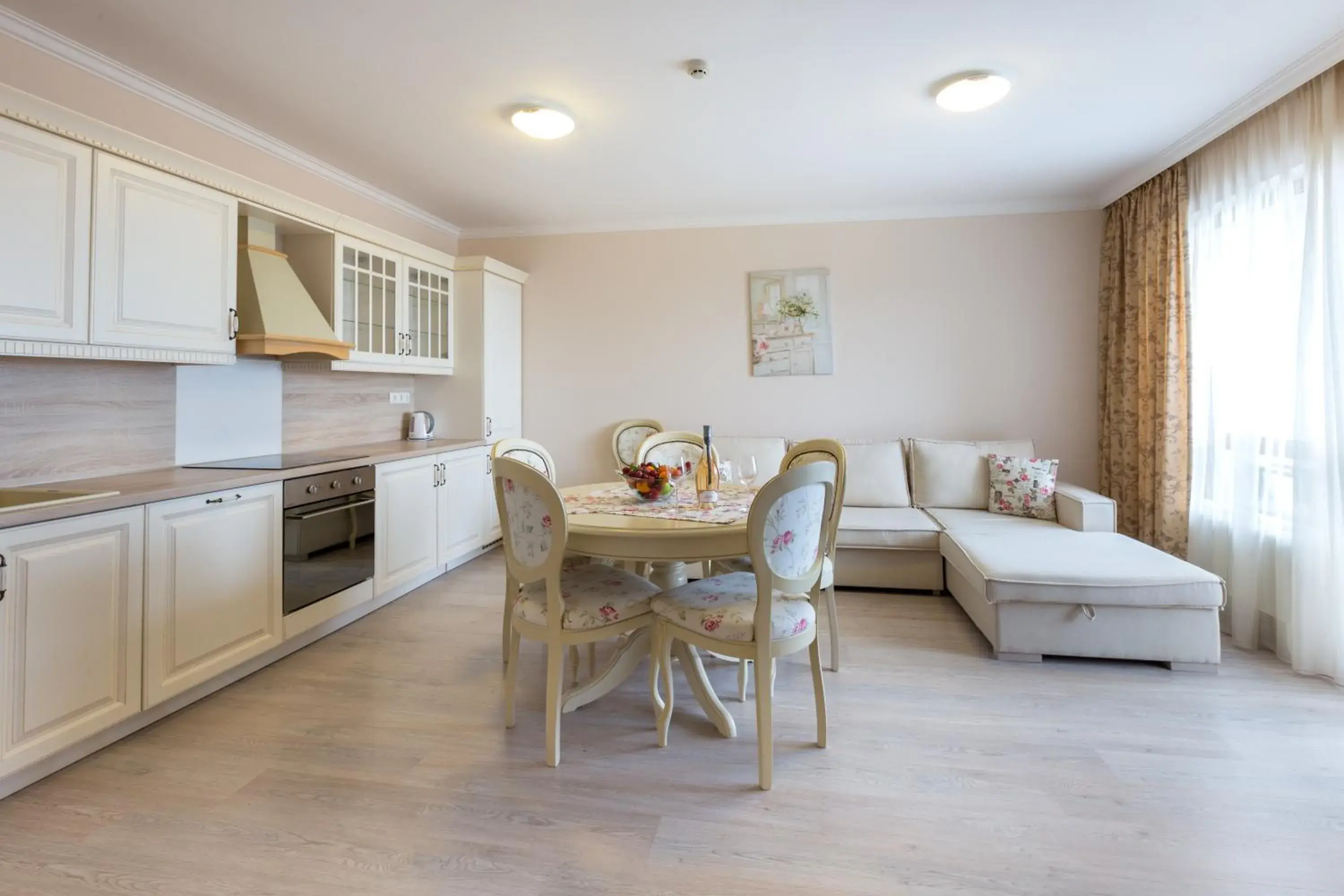 Two-Bedroom Apartment in VILLA FLORENCE Boutique Apart Hotel Two-Bedroom Apartment in VILLA FLORENCE Boutique Apart Hotel