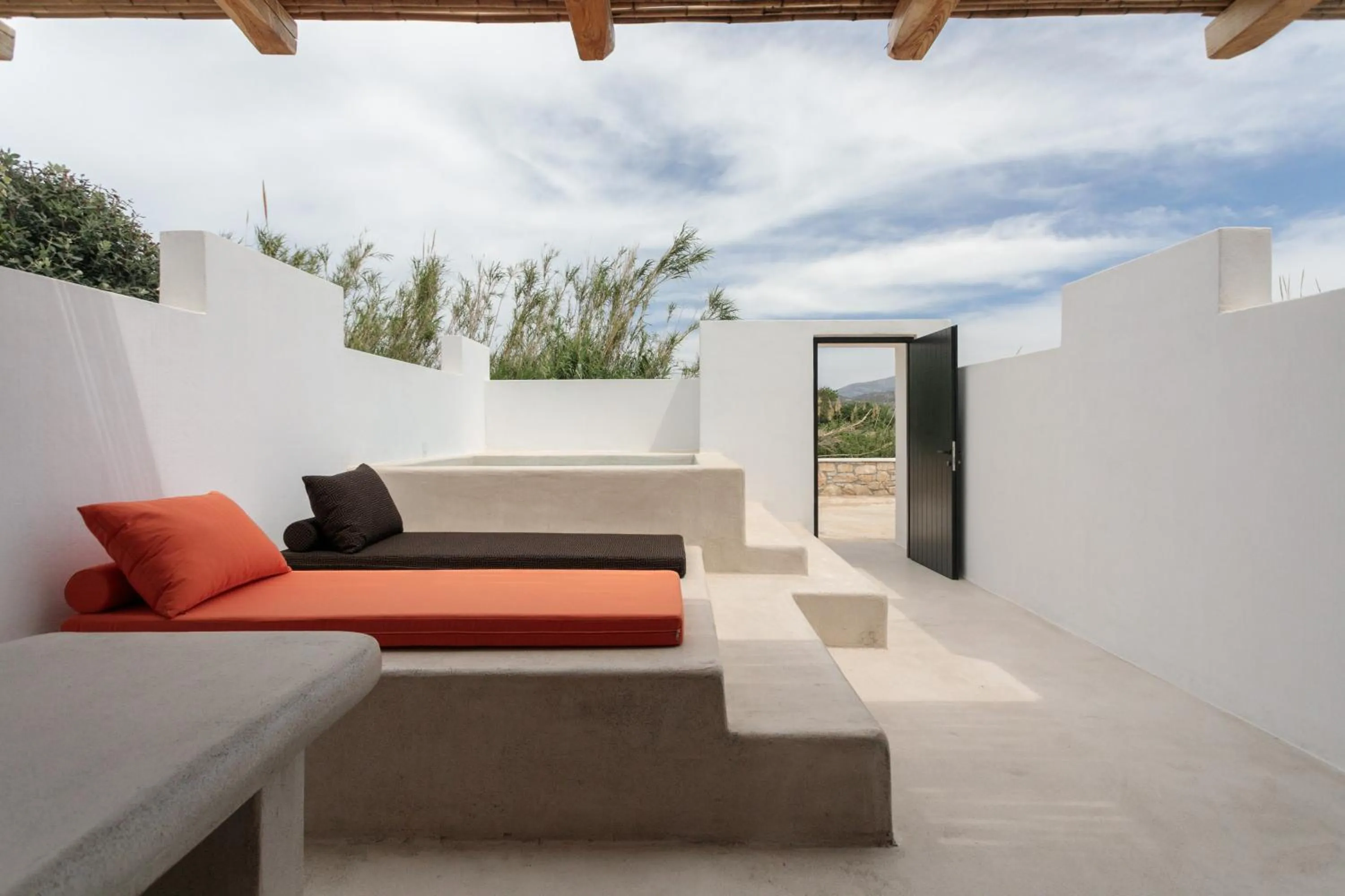 Iphimedeia Luxury Hotel & Suites